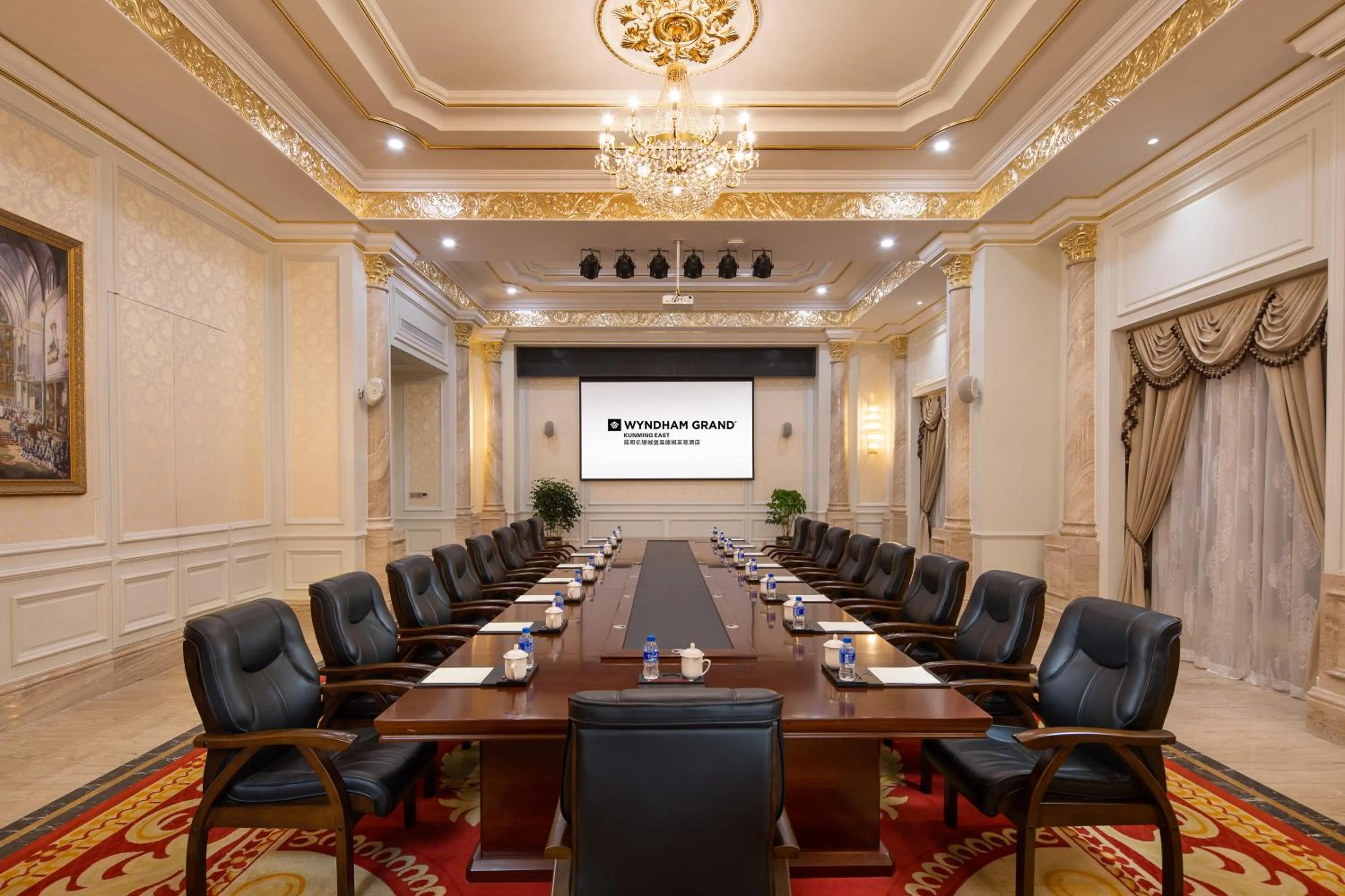 Business facilities in Wyndham Grand Kunming East