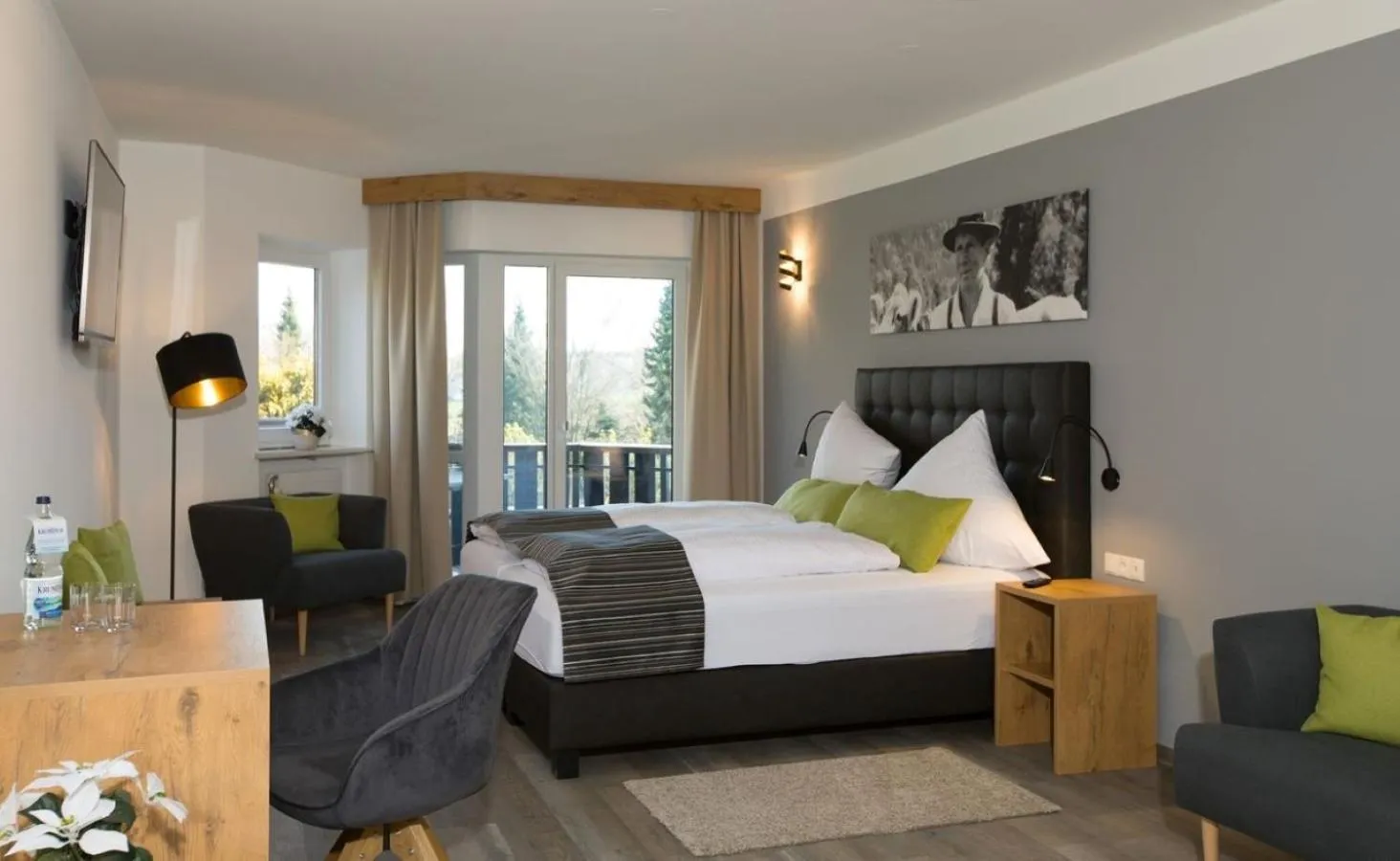 Photo of the whole room, Bed in Hotel Tanneck