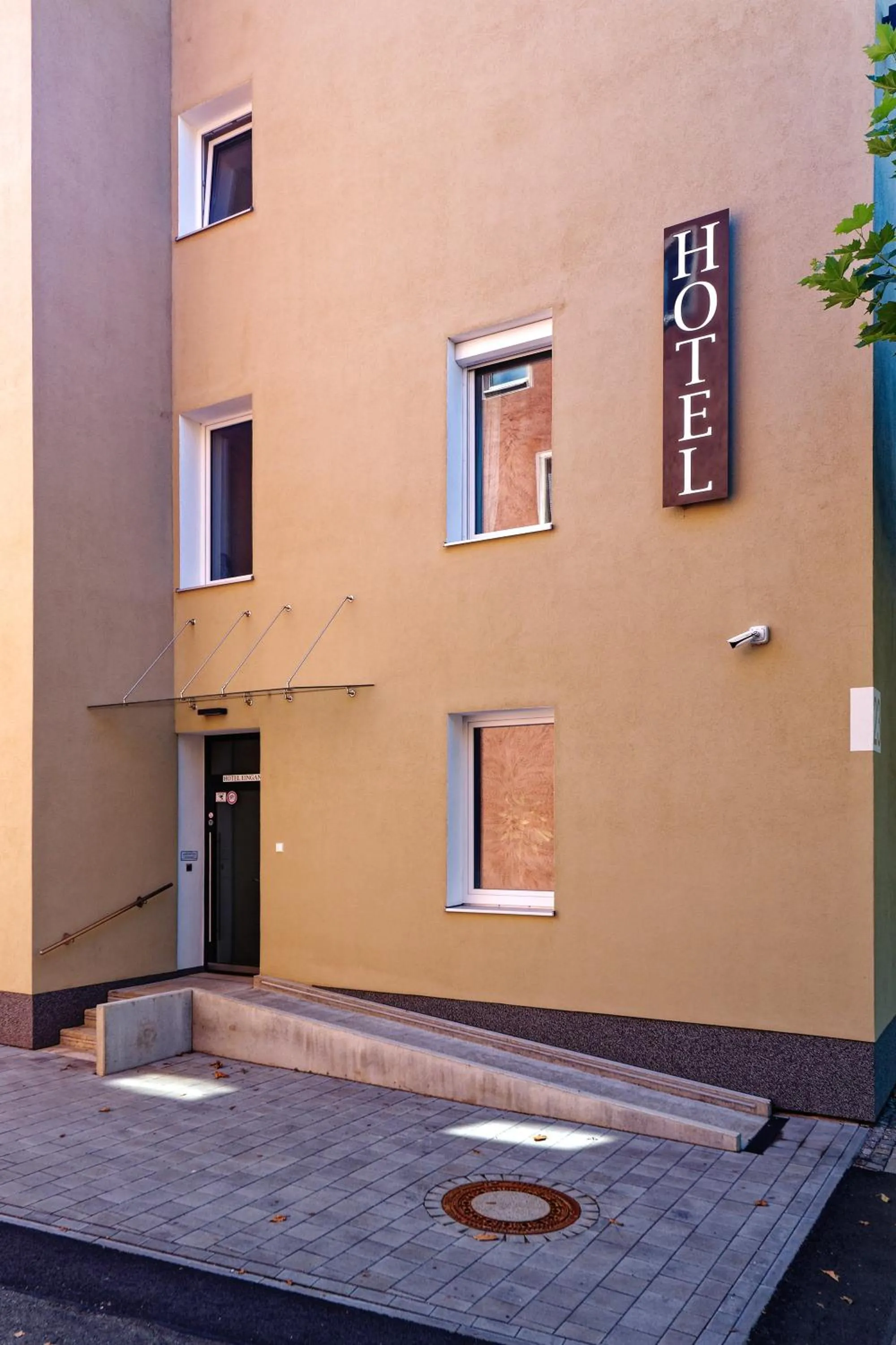 Property building in Hotel Post