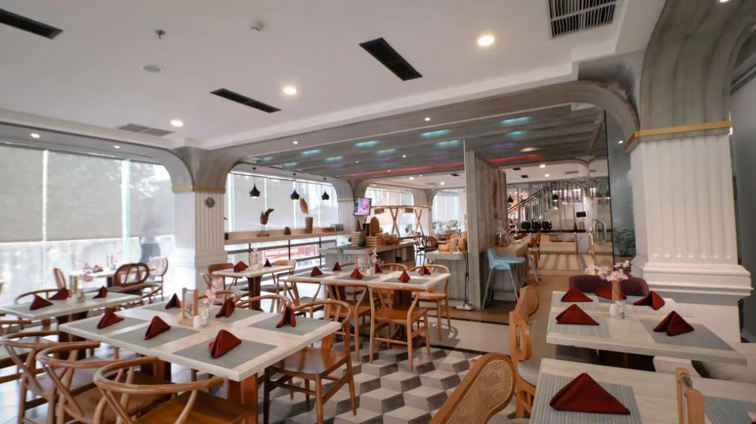 Restaurant/places to eat in FIM by Zigna