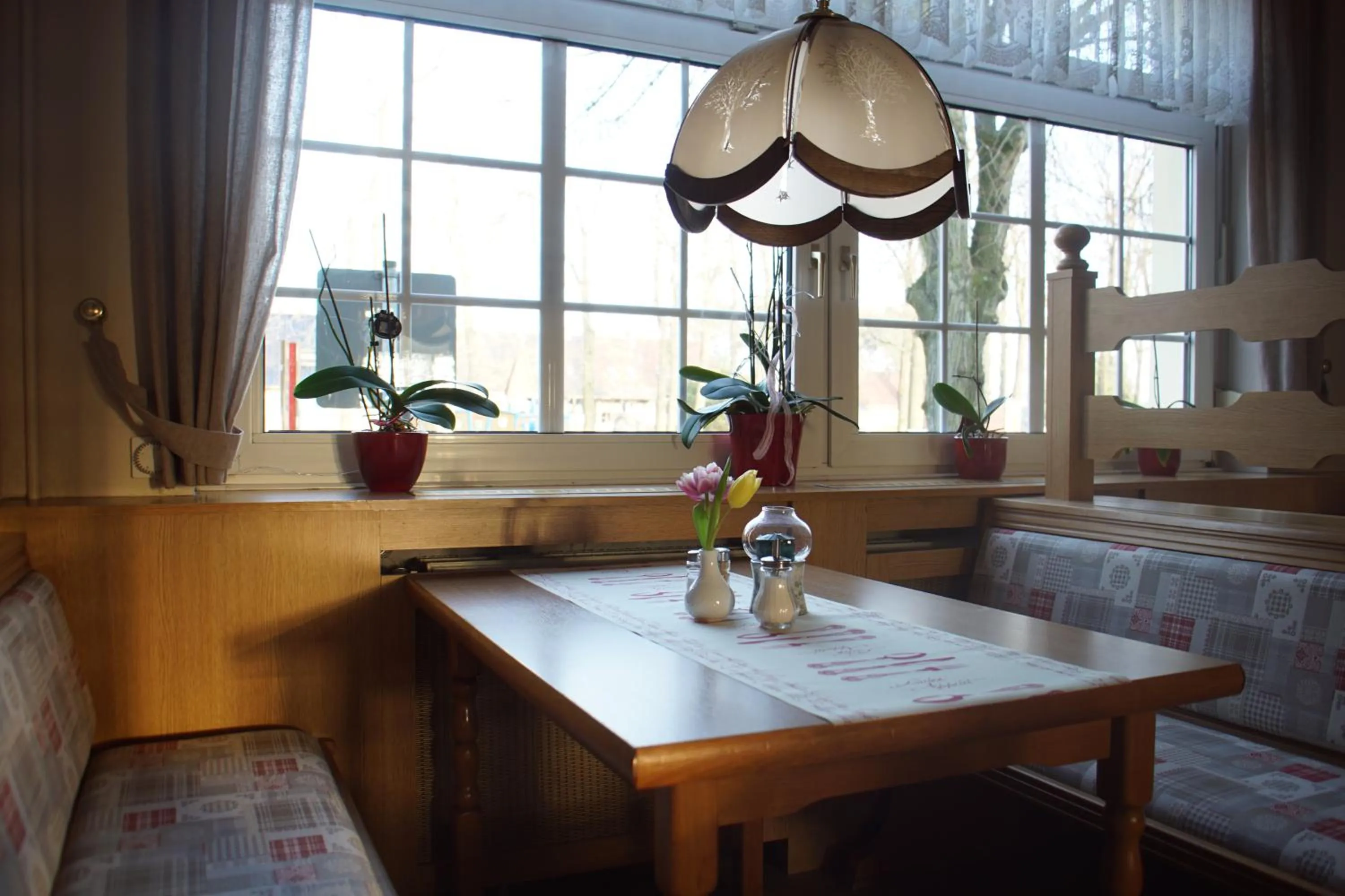 Restaurant/places to eat in Hotel & Gasthaus Zum Eichenkranz