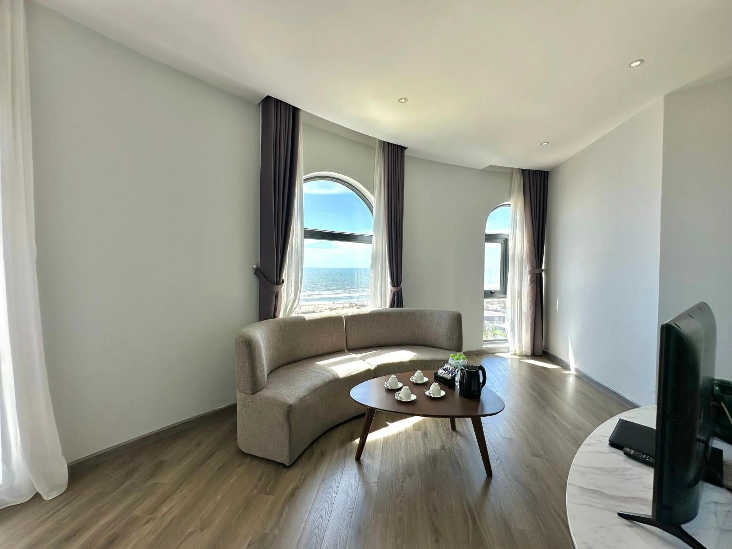 Living room in The Cap Hotel