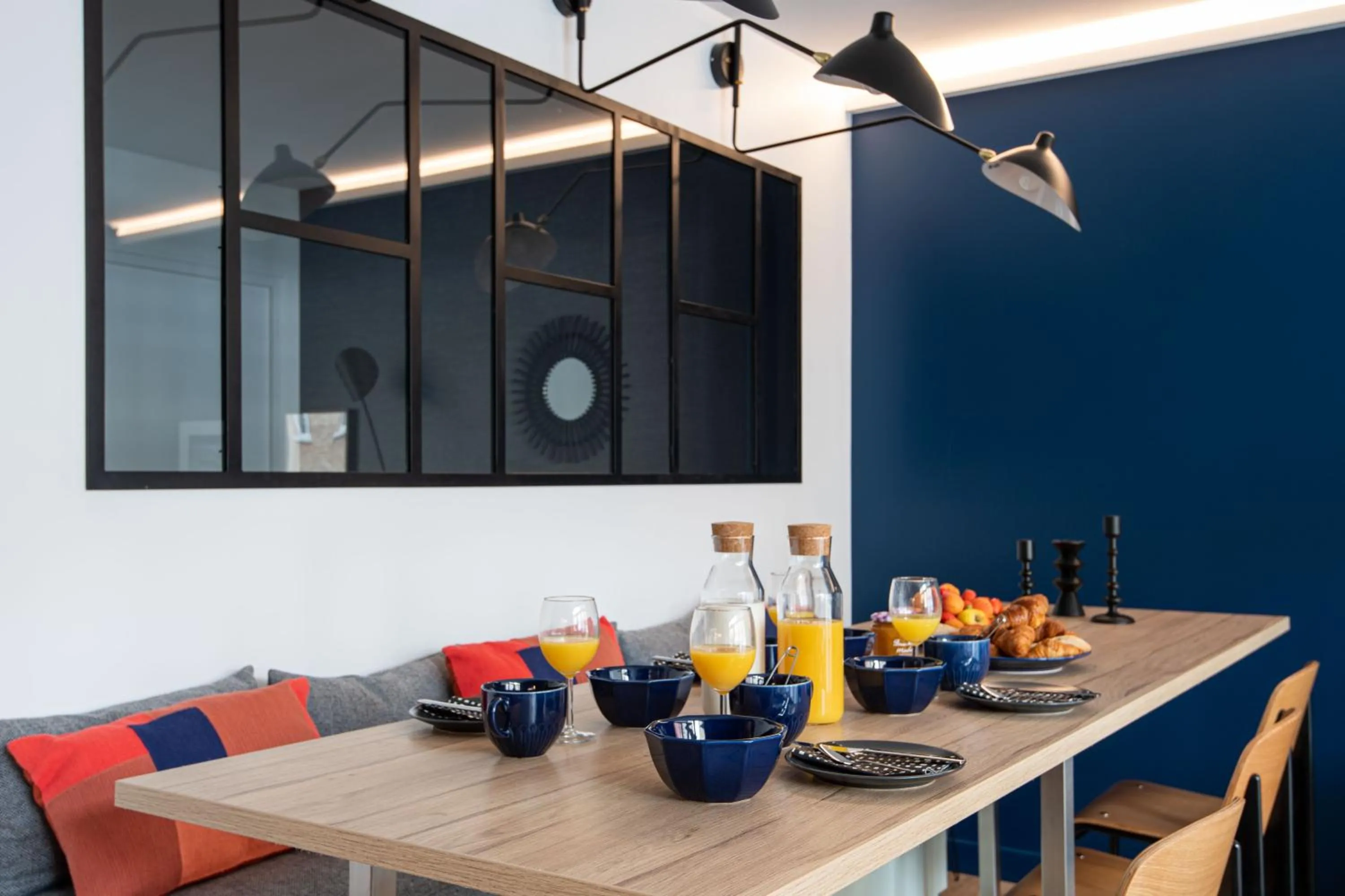 NEW - Appt style le Corbusier avec Balcon - 8 pers