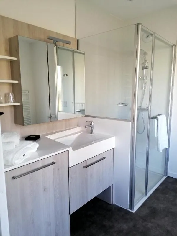 Shower in Domitys - L'Atlas