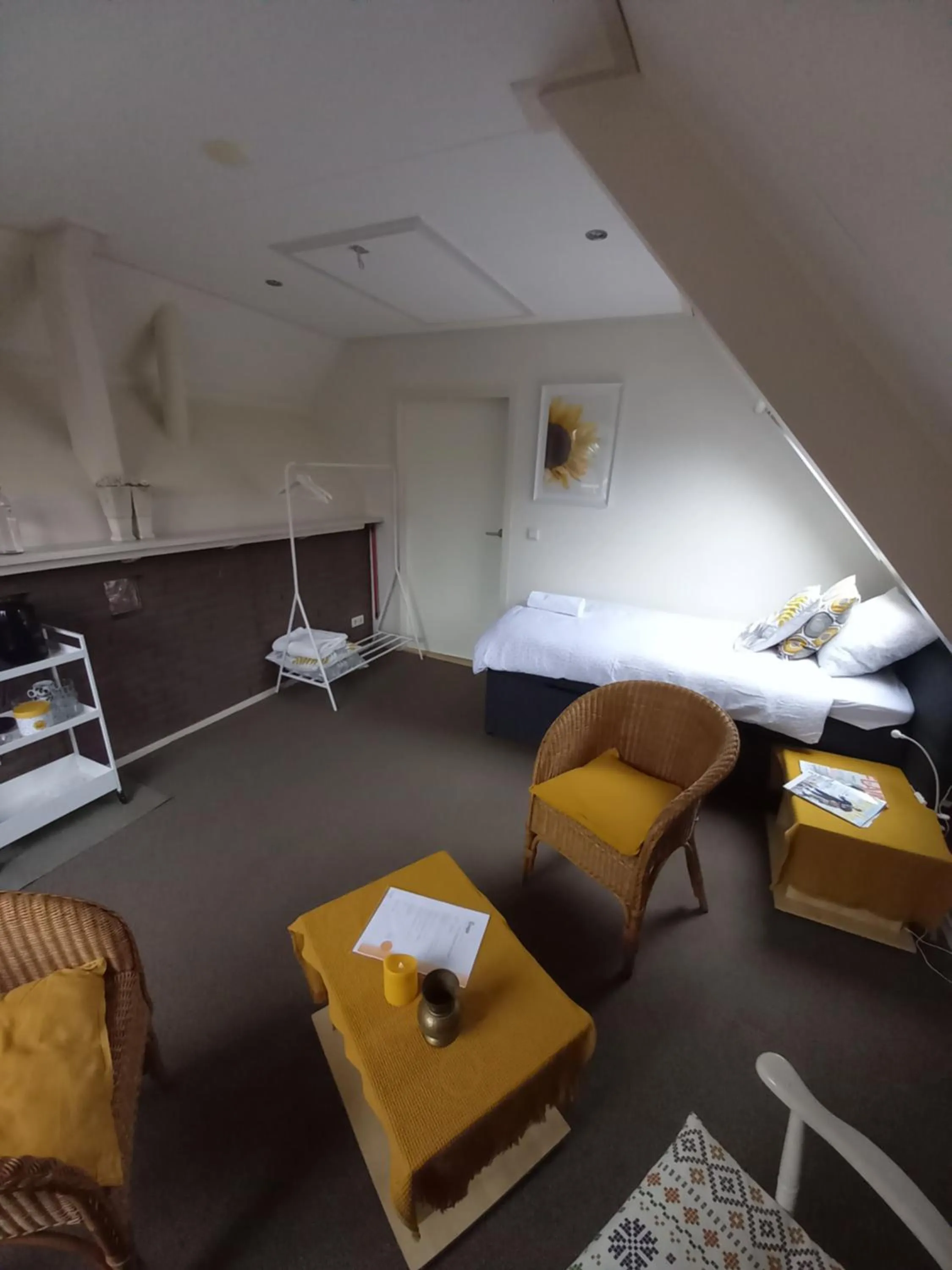 Living room, Bed in B&B overnachting de Margriet