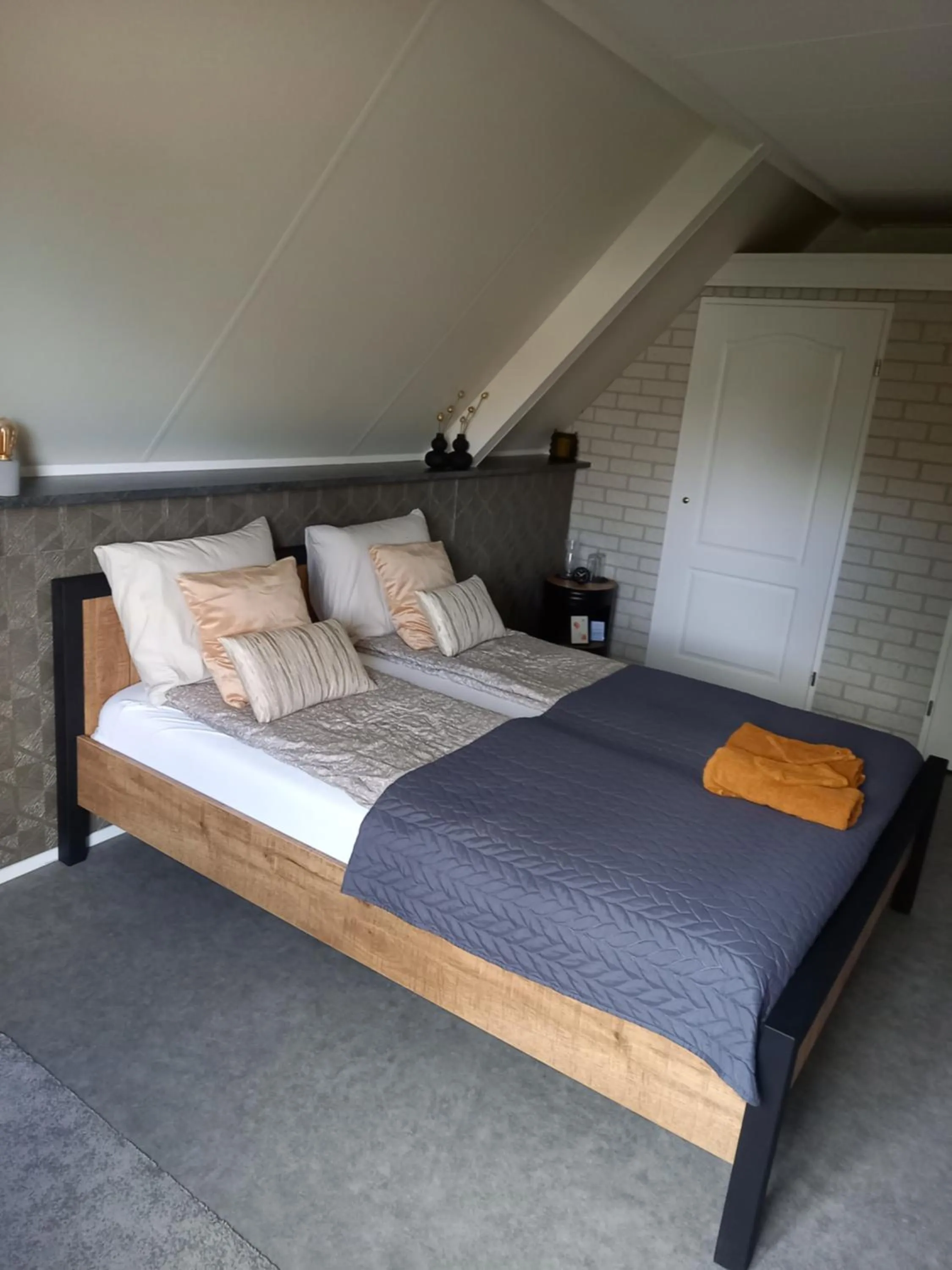 Bed in B&B overnachting de Margriet