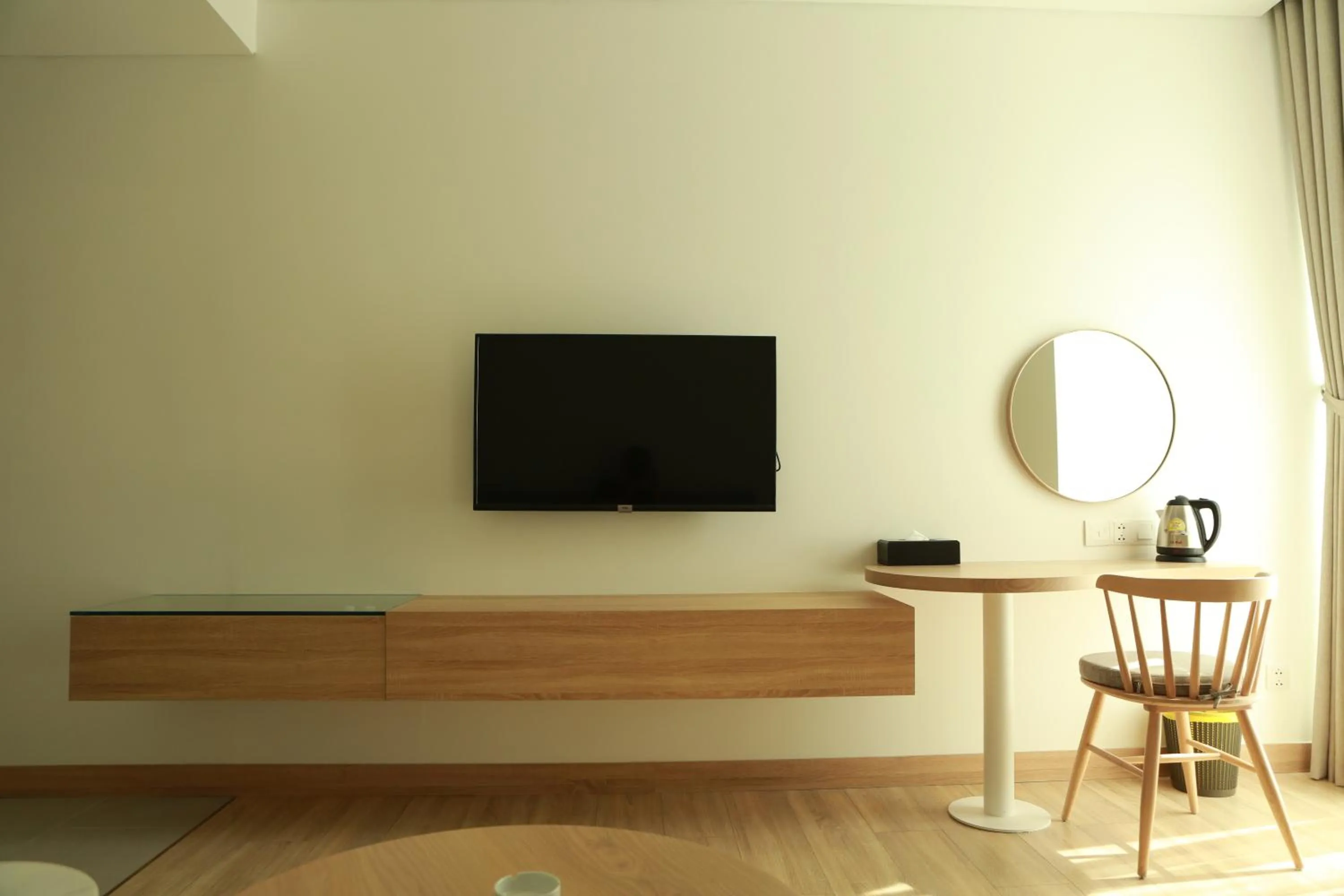 HẢI ÂU BIÊN CƯƠNG