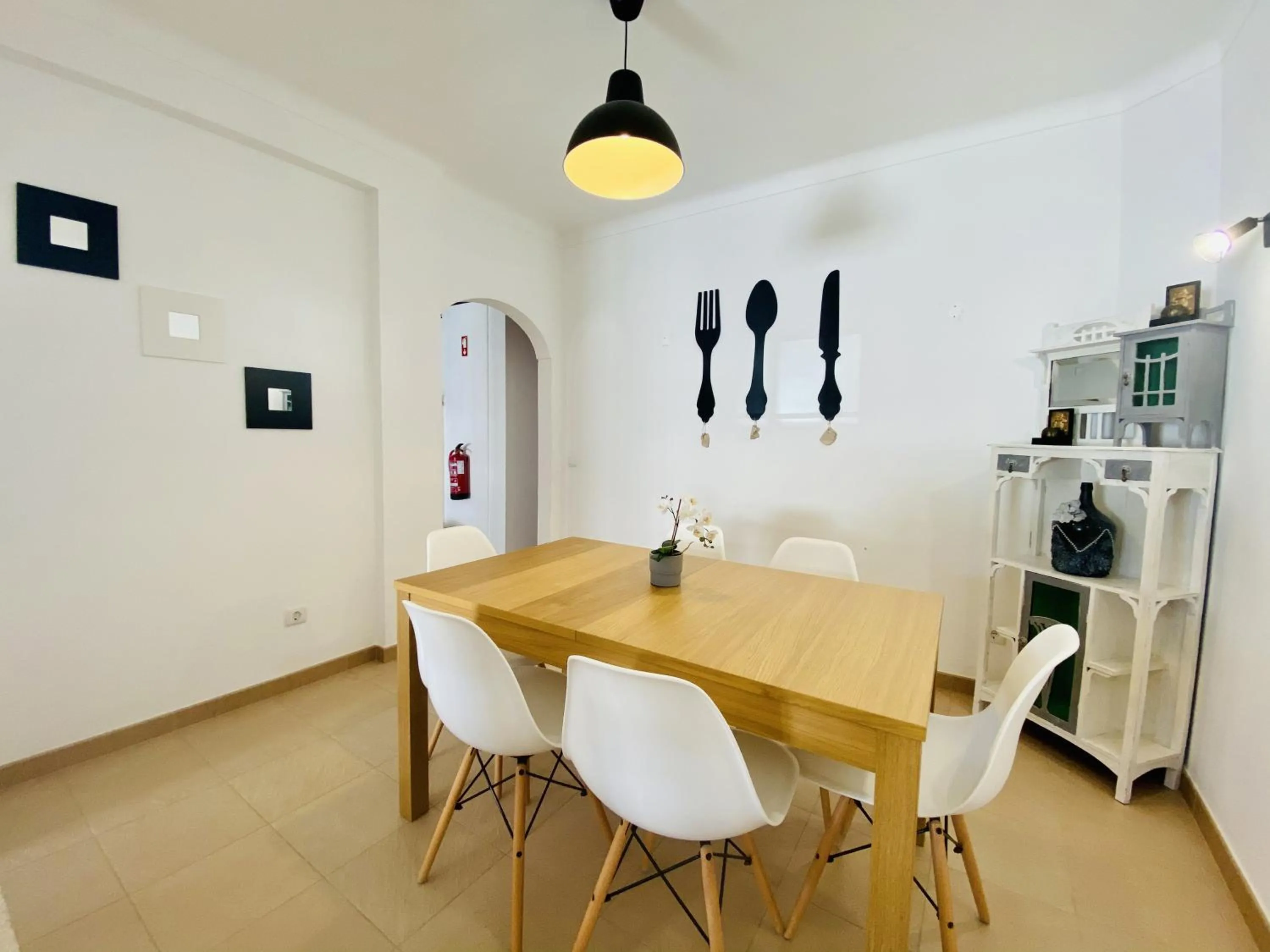 Dining area in Best Guest Residence