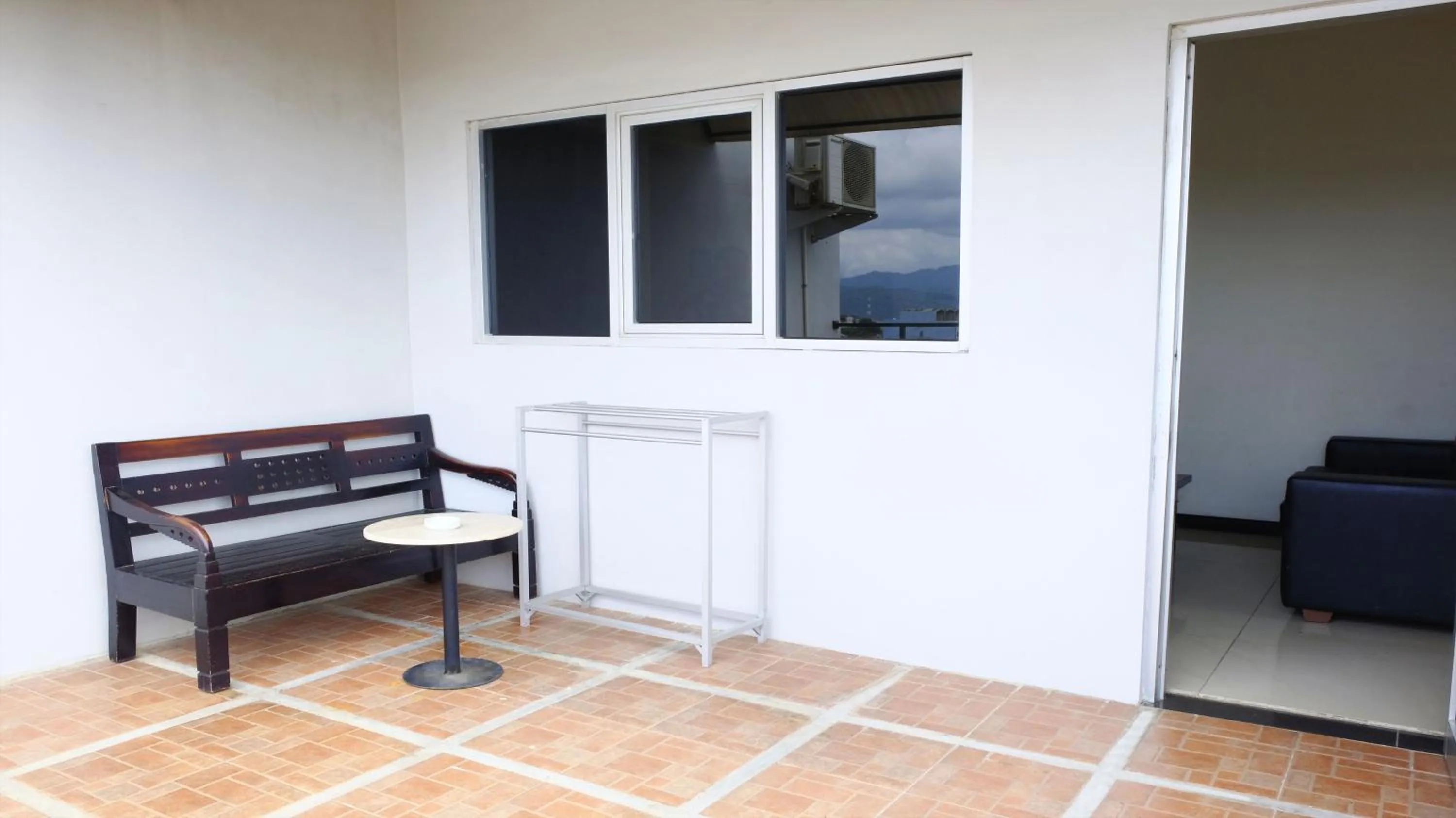 Seating area in Kuraya Hotel Residence