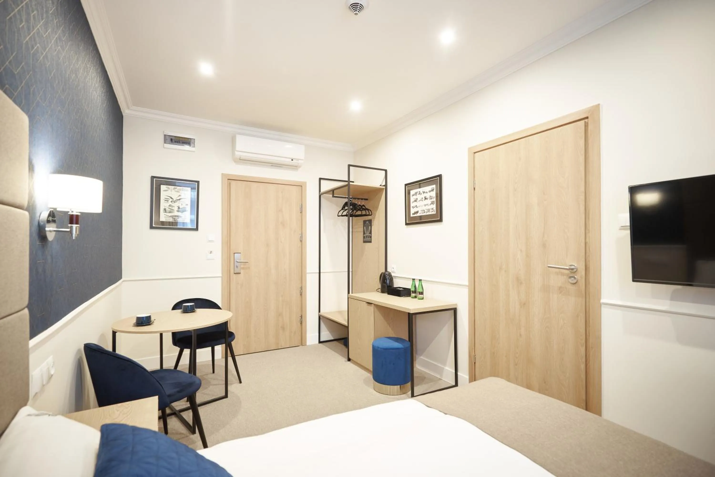 Photo of the whole room, Bed in Apartamenty Klasztorna 25