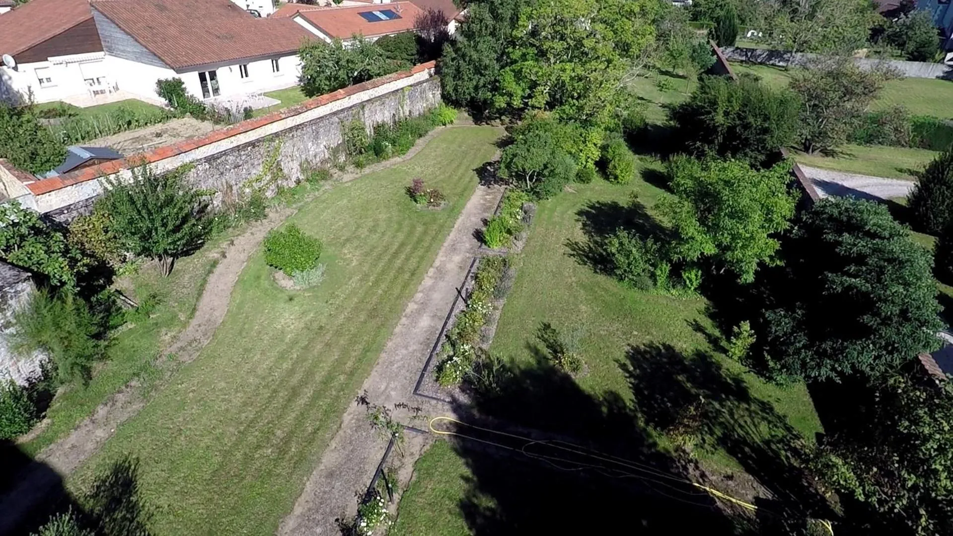 Garden view in Le Clos de La Muse
