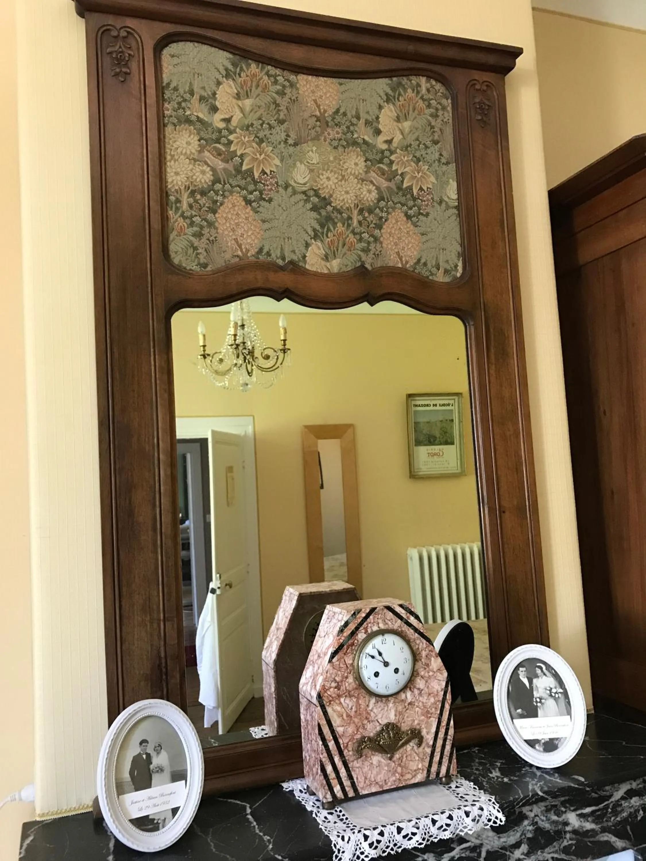 Decorative detail in Le Clos de La Muse