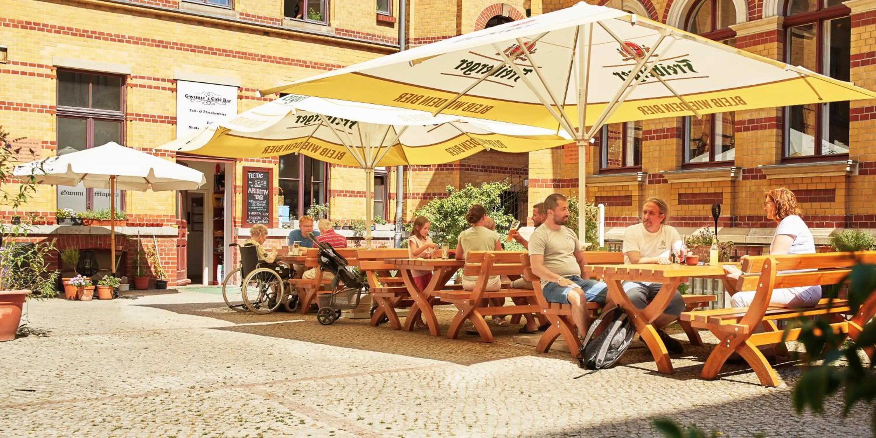 Property building in Gwuni B&B