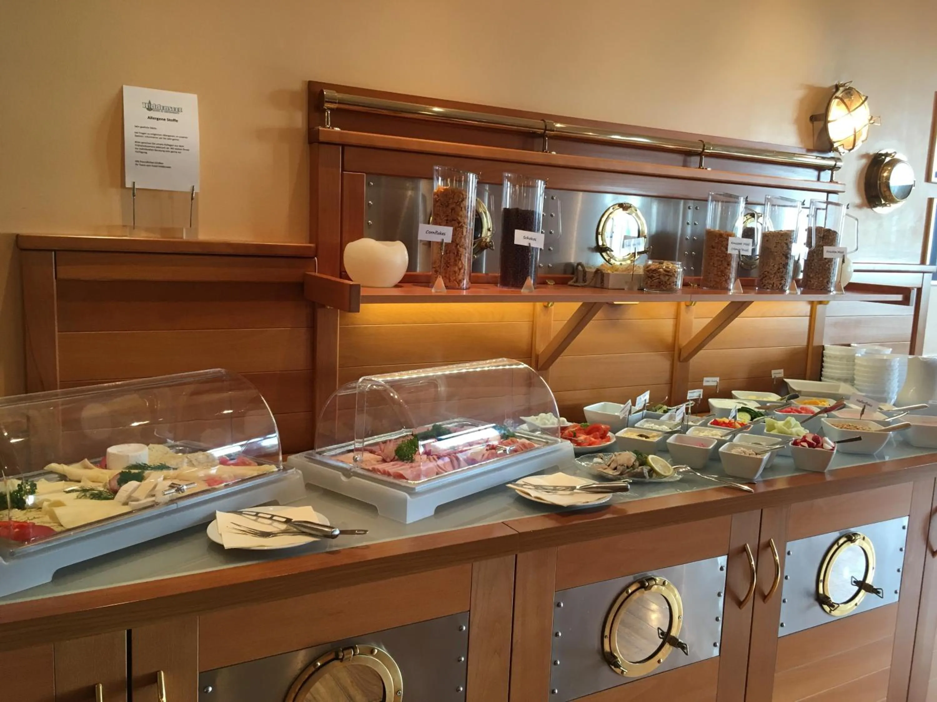 Food and drinks in Hiddenseer Hotel