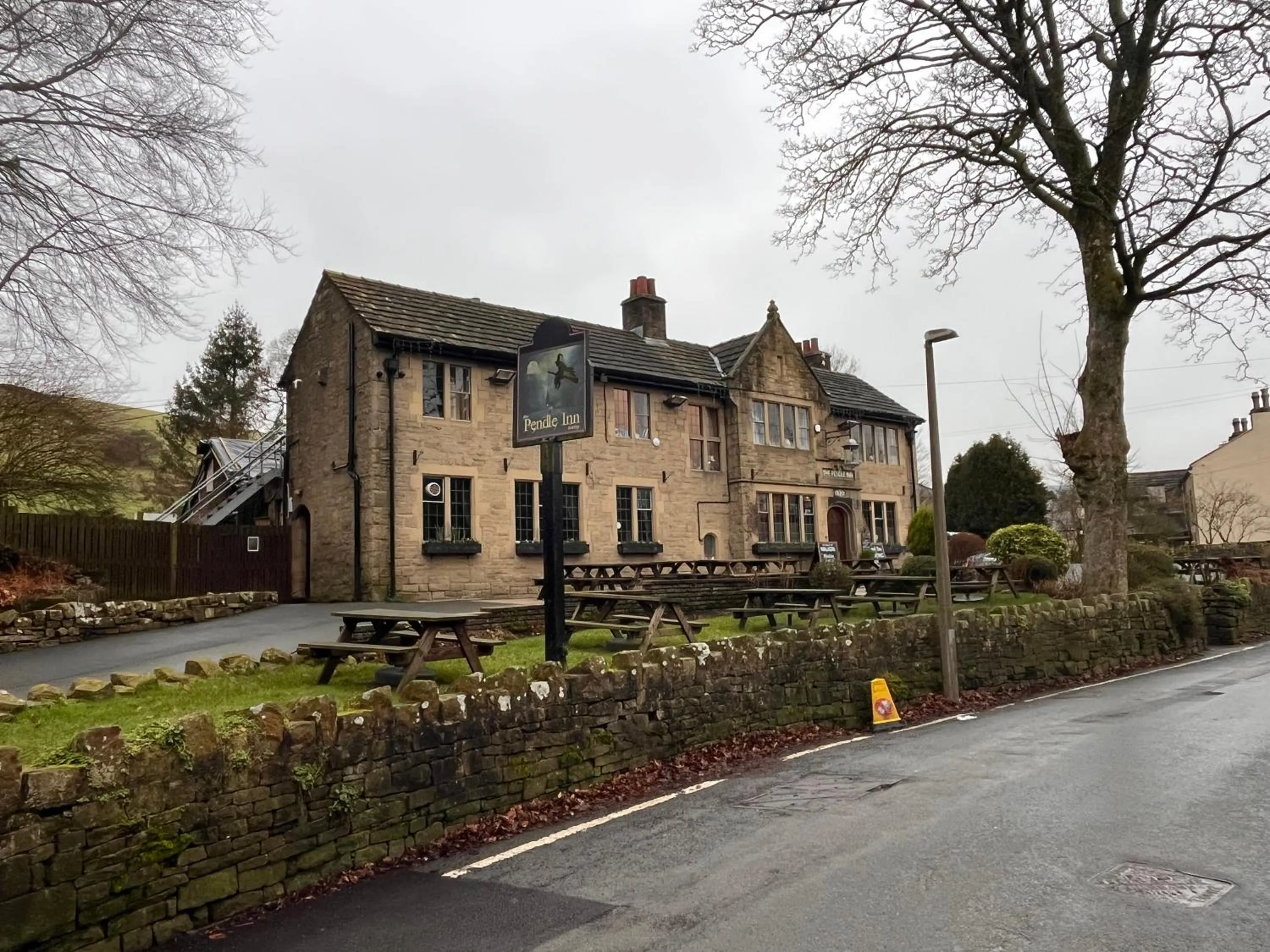 Property building in Pendle Inn