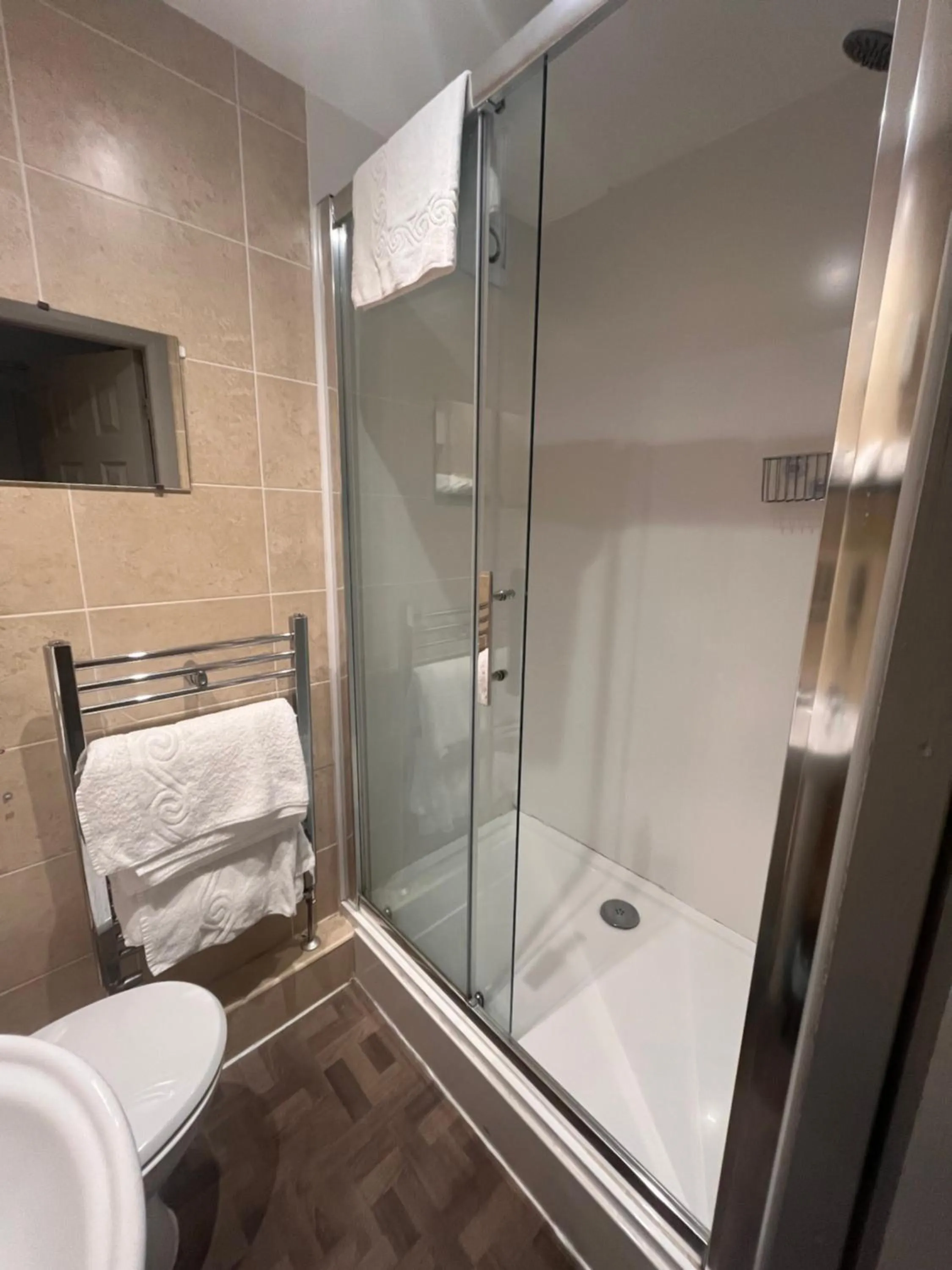 Bathroom in Pendle Inn