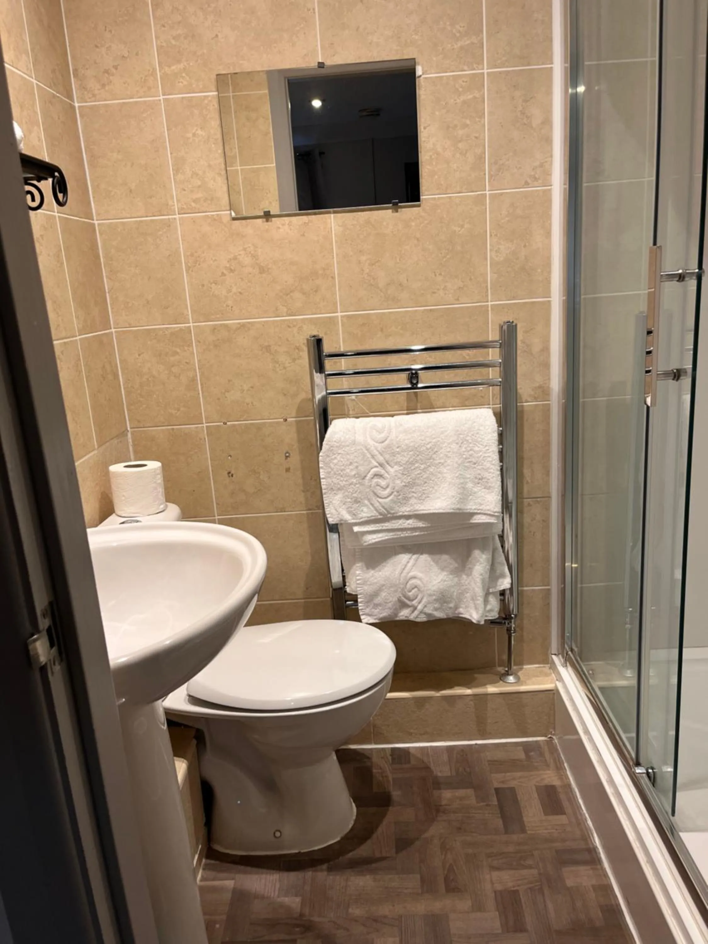 Bathroom in Pendle Inn