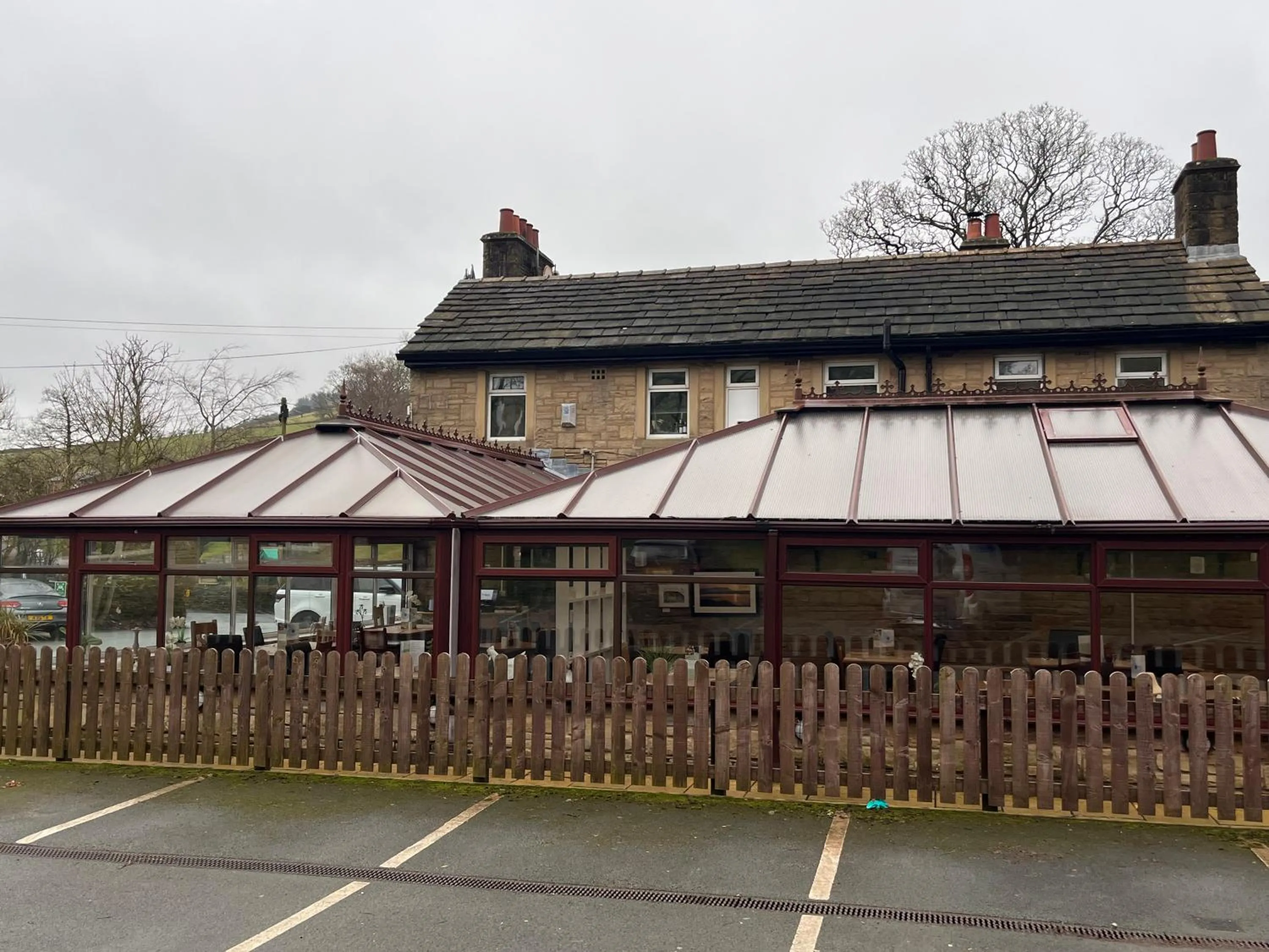 Property building in Pendle Inn