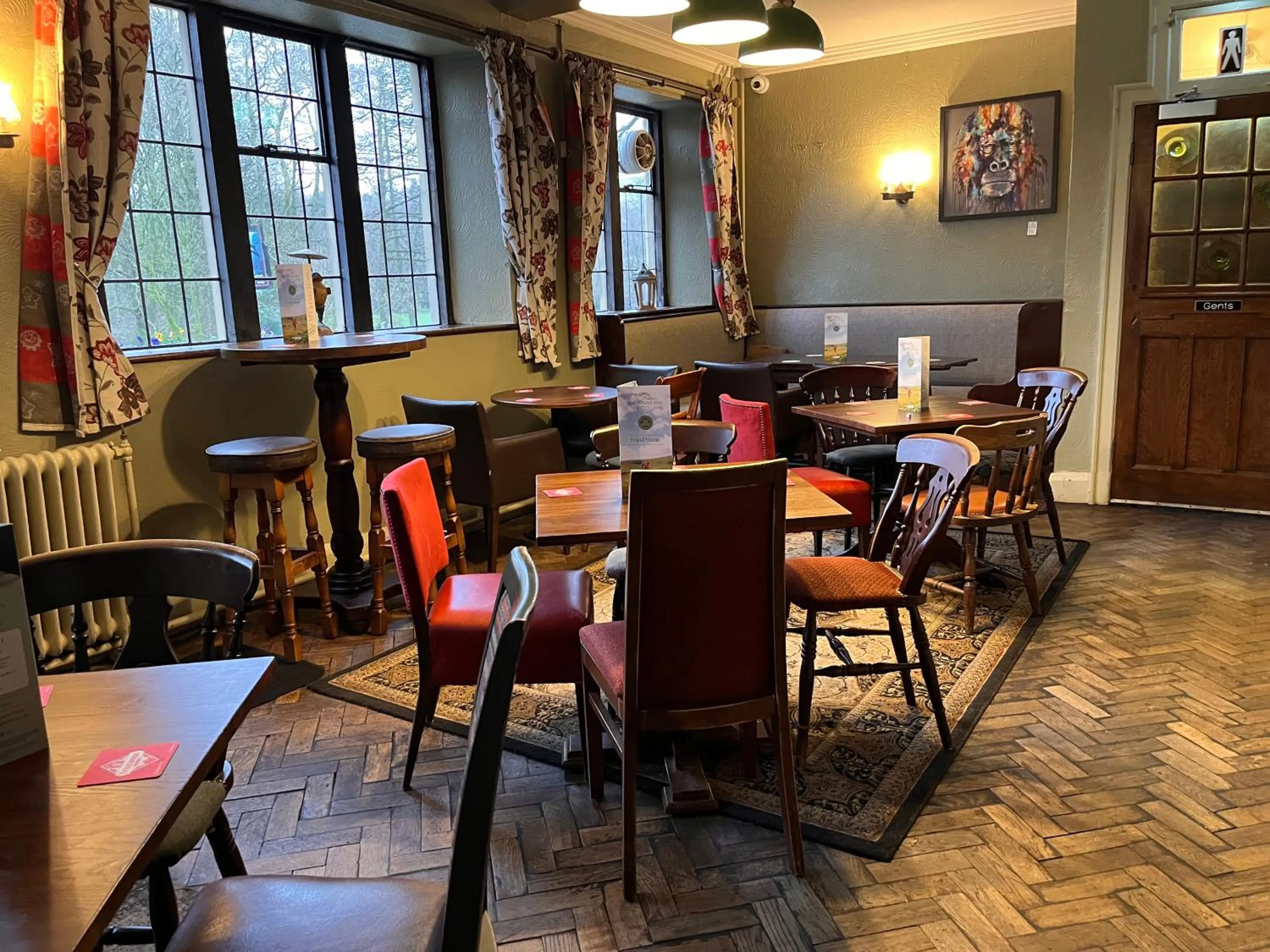 Restaurant/places to eat in Pendle Inn