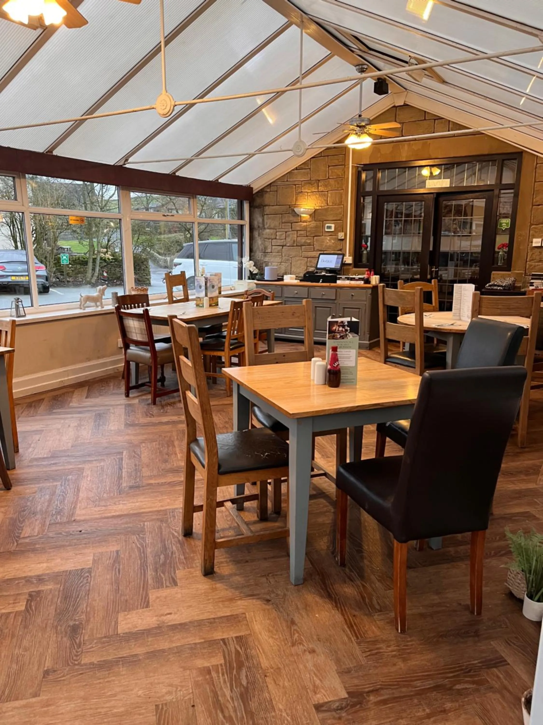 Restaurant/places to eat in Pendle Inn