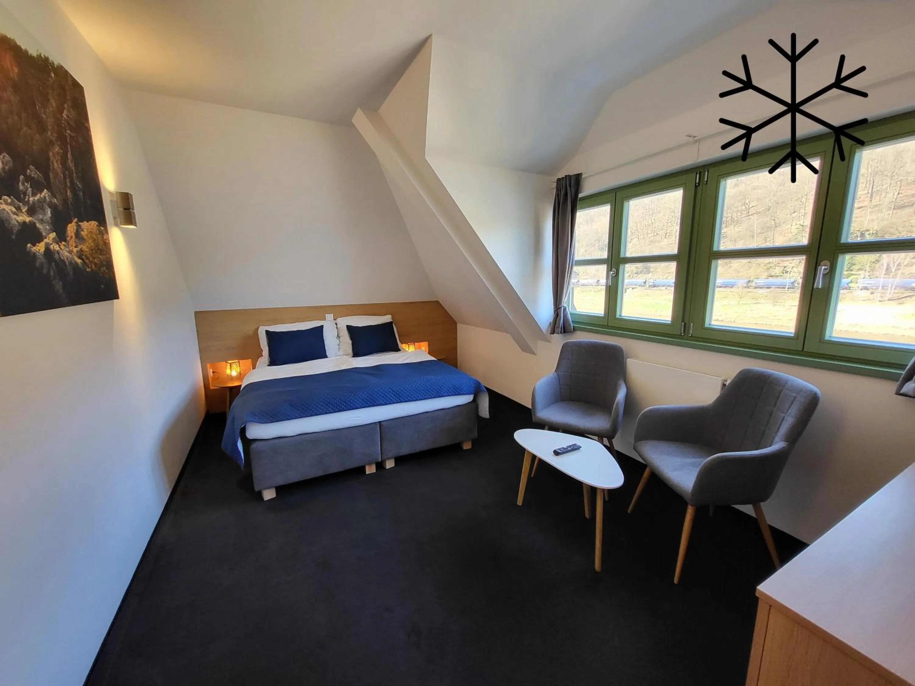 Bed in Pension Jitřenka Hřensko - Breakfast Included & Free Parking