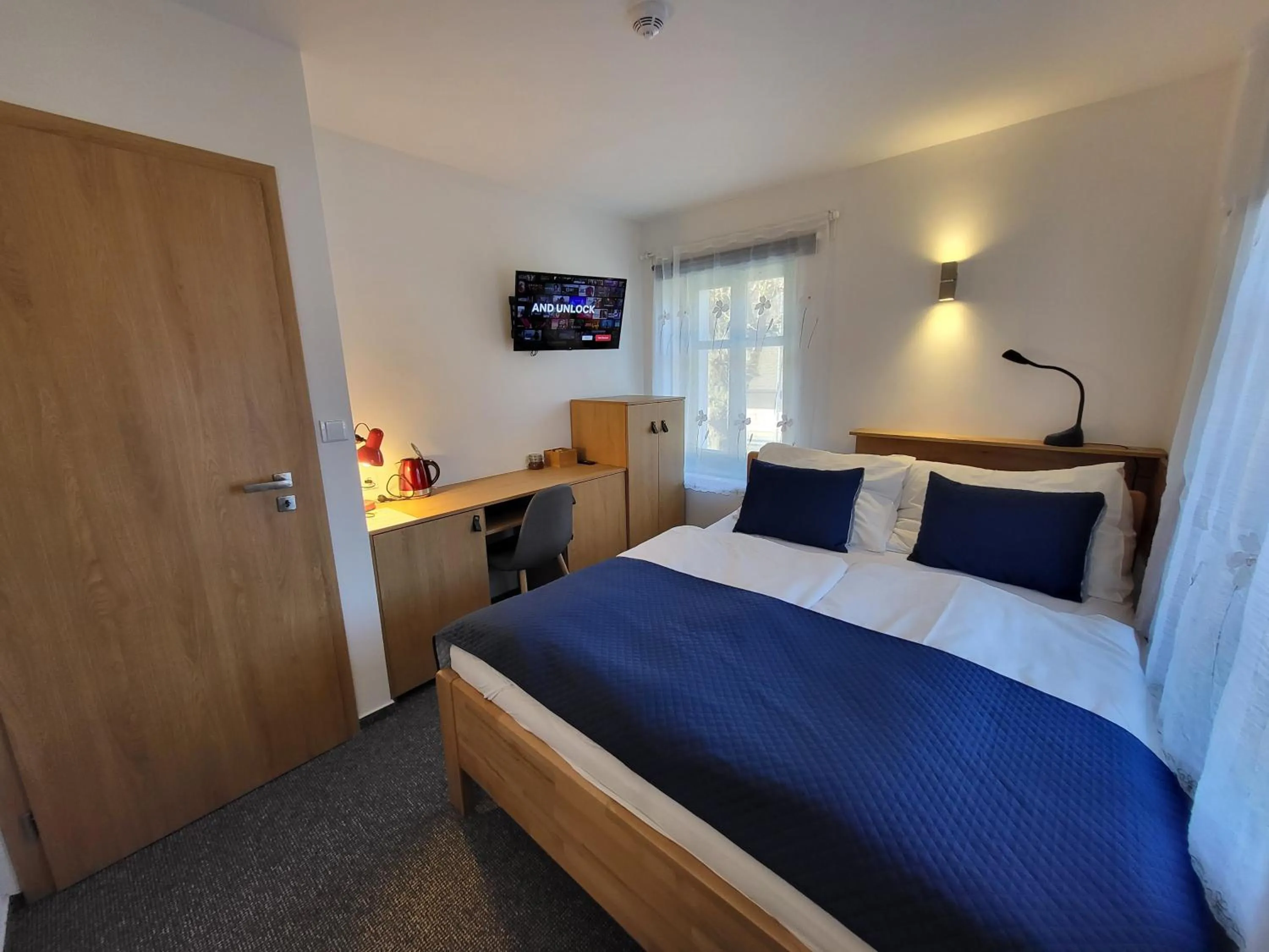 Photo of the whole room, Bed in Pension Jitřenka Hřensko - Breakfast Included & Free Parking