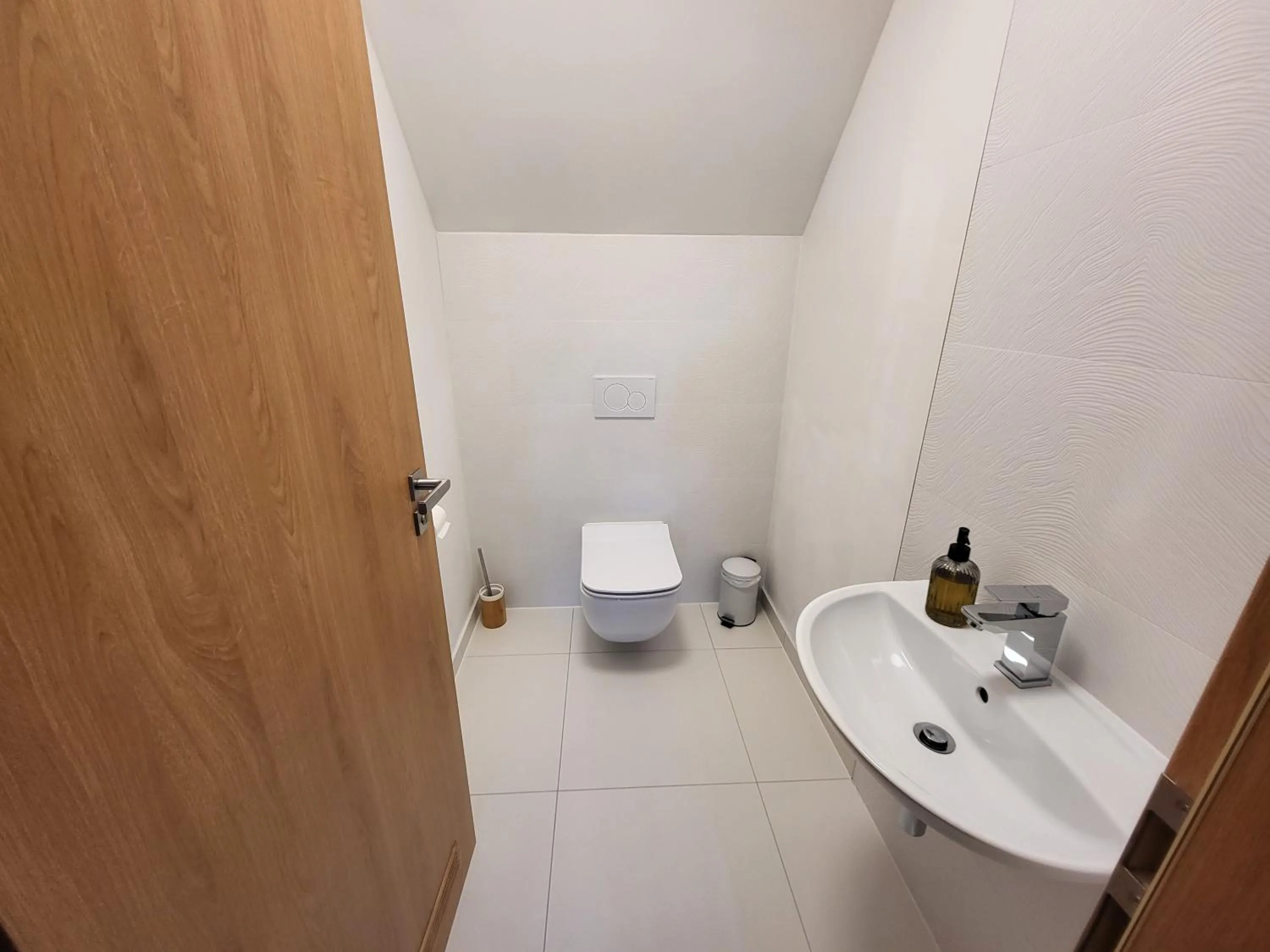 Toilet in Pension Jitřenka Hřensko - Breakfast Included & Free Parking