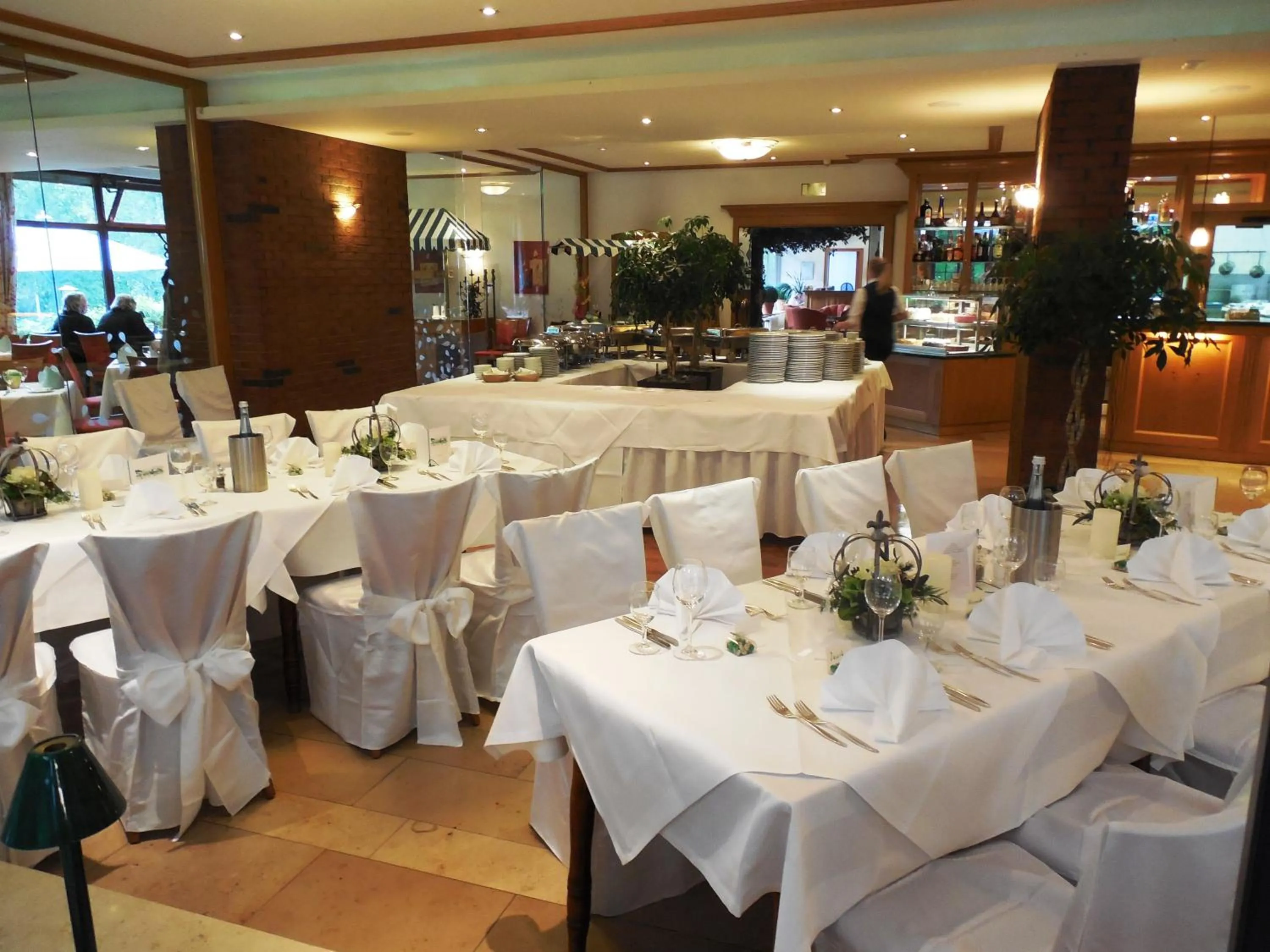 Banquet/Function facilities in Wald-Café Hotel-Restaurant