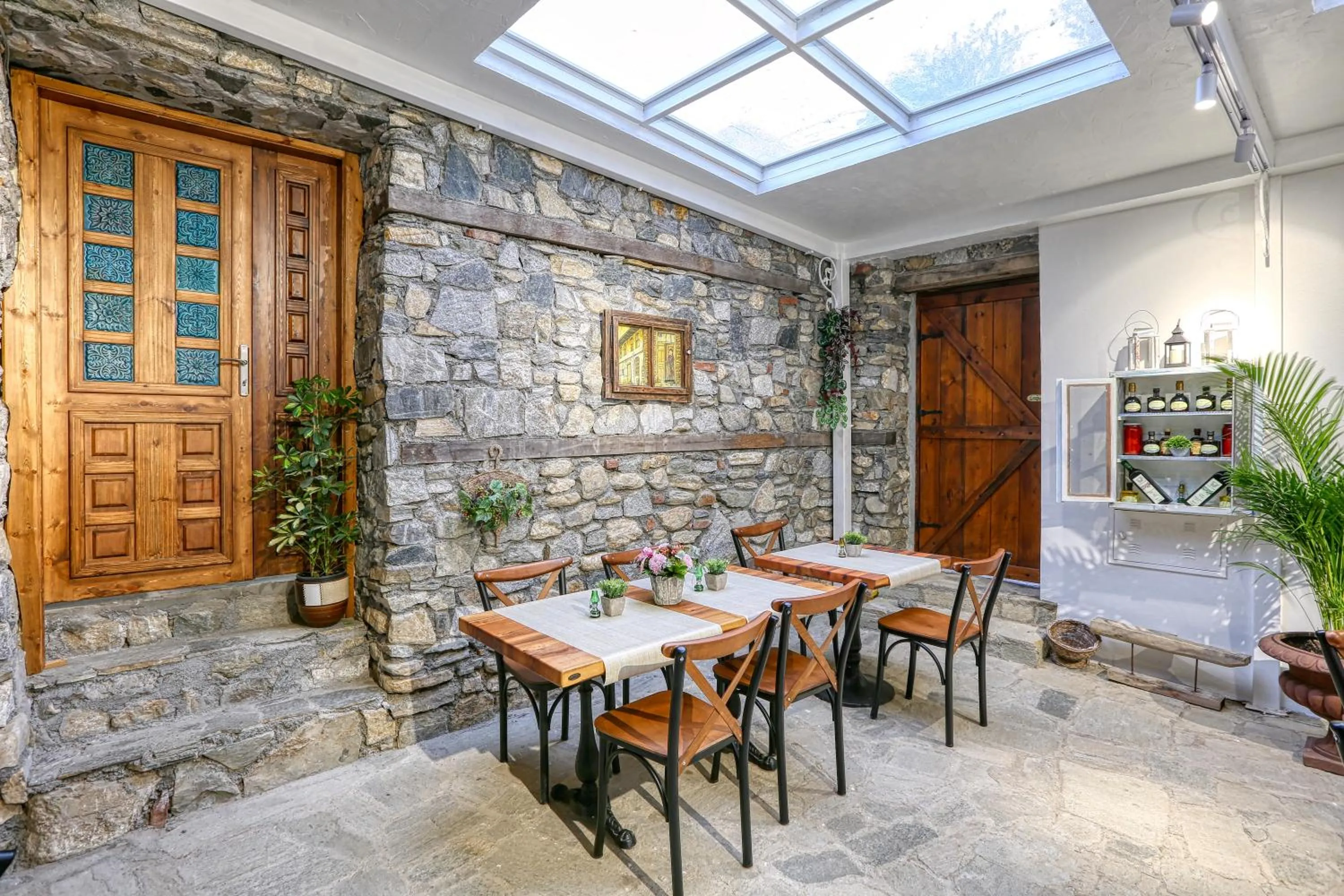 Dining area in Trilye Bay C Konak