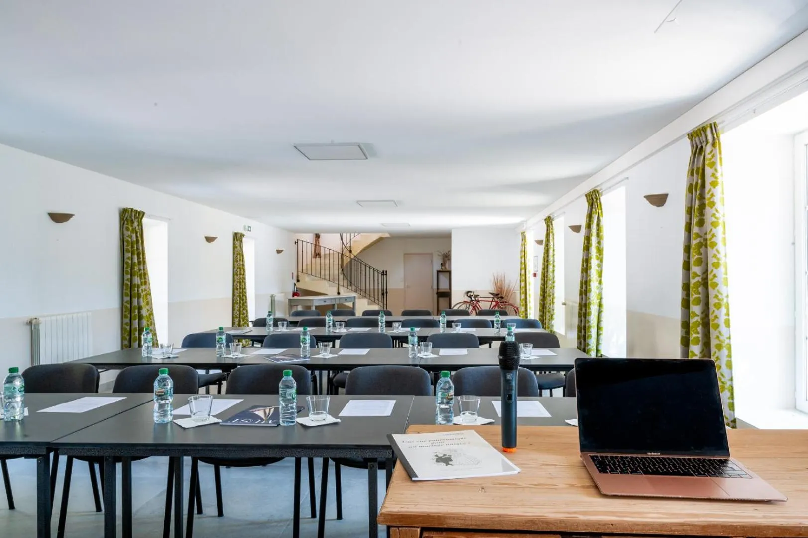 Property building in Hôtel & SPA Ventoux Provence "Domaine des Tilleuls"