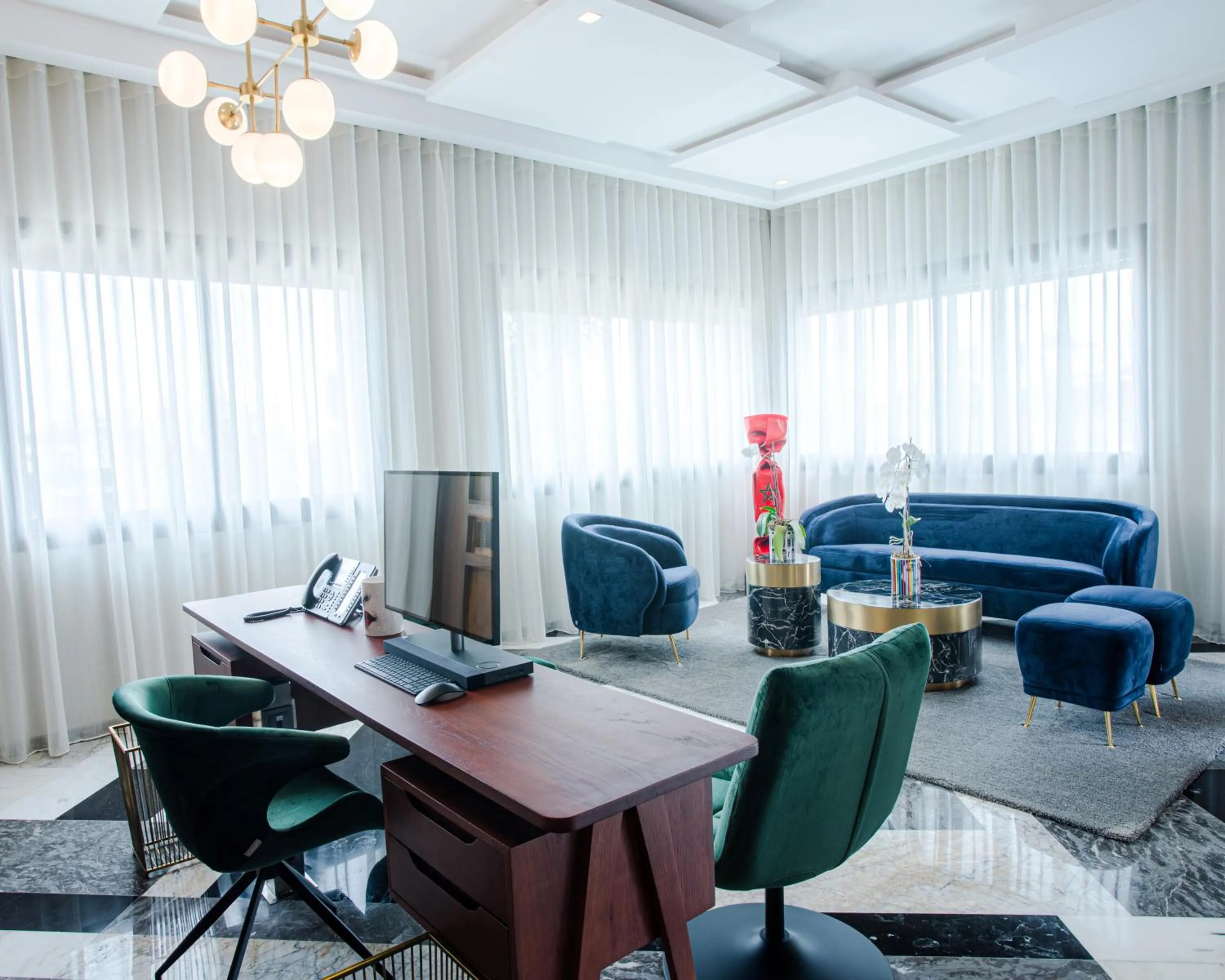 Lobby or reception in Makass Appart Hotel