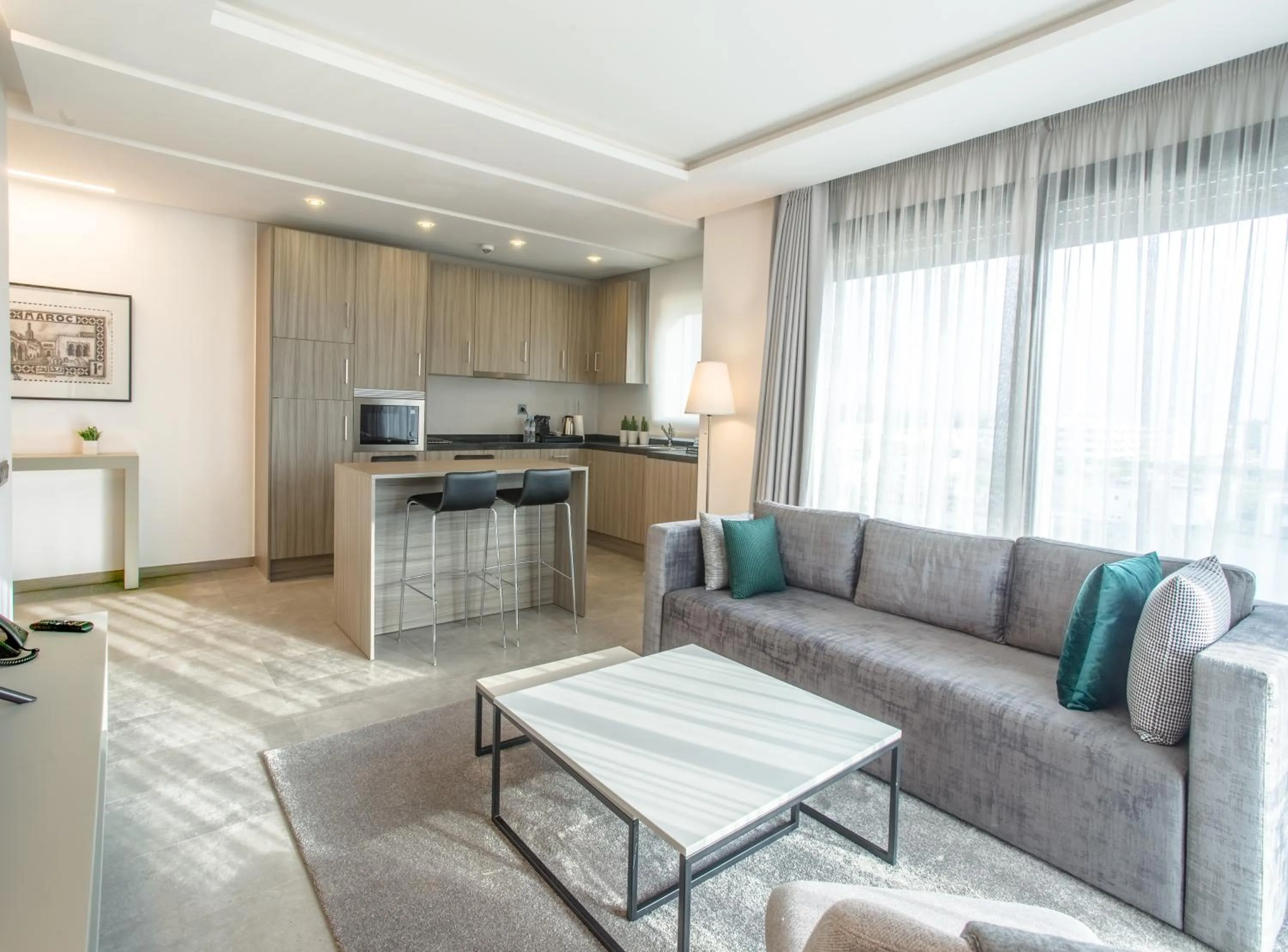 Kitchen or kitchenette in Makass Appart Hotel