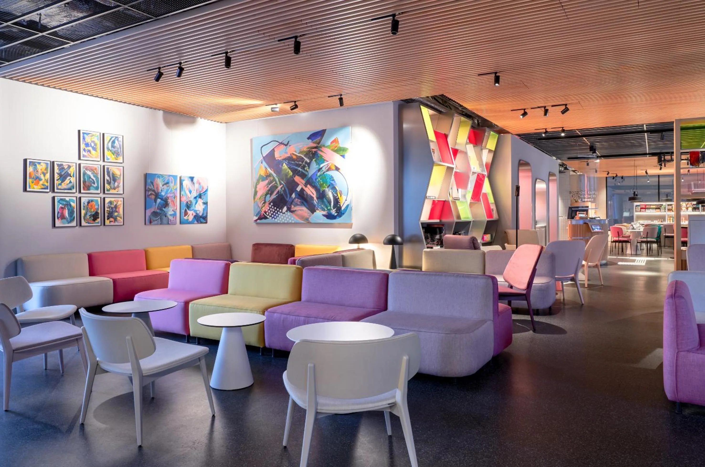 Seating area in URBAN LOFT Cologne