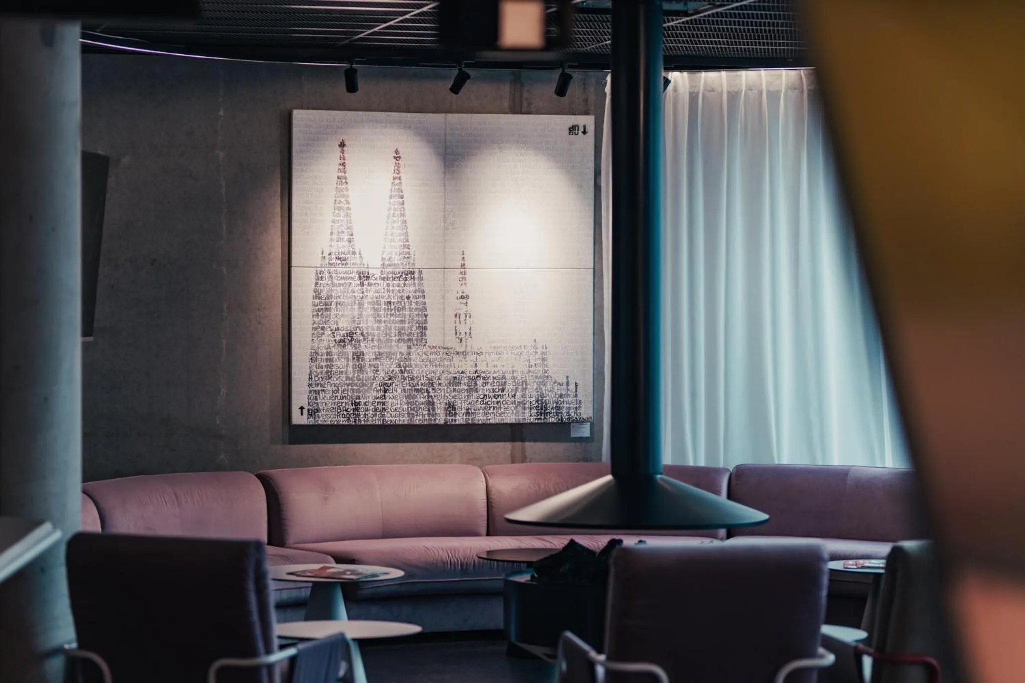 Seating area in URBAN LOFT Cologne