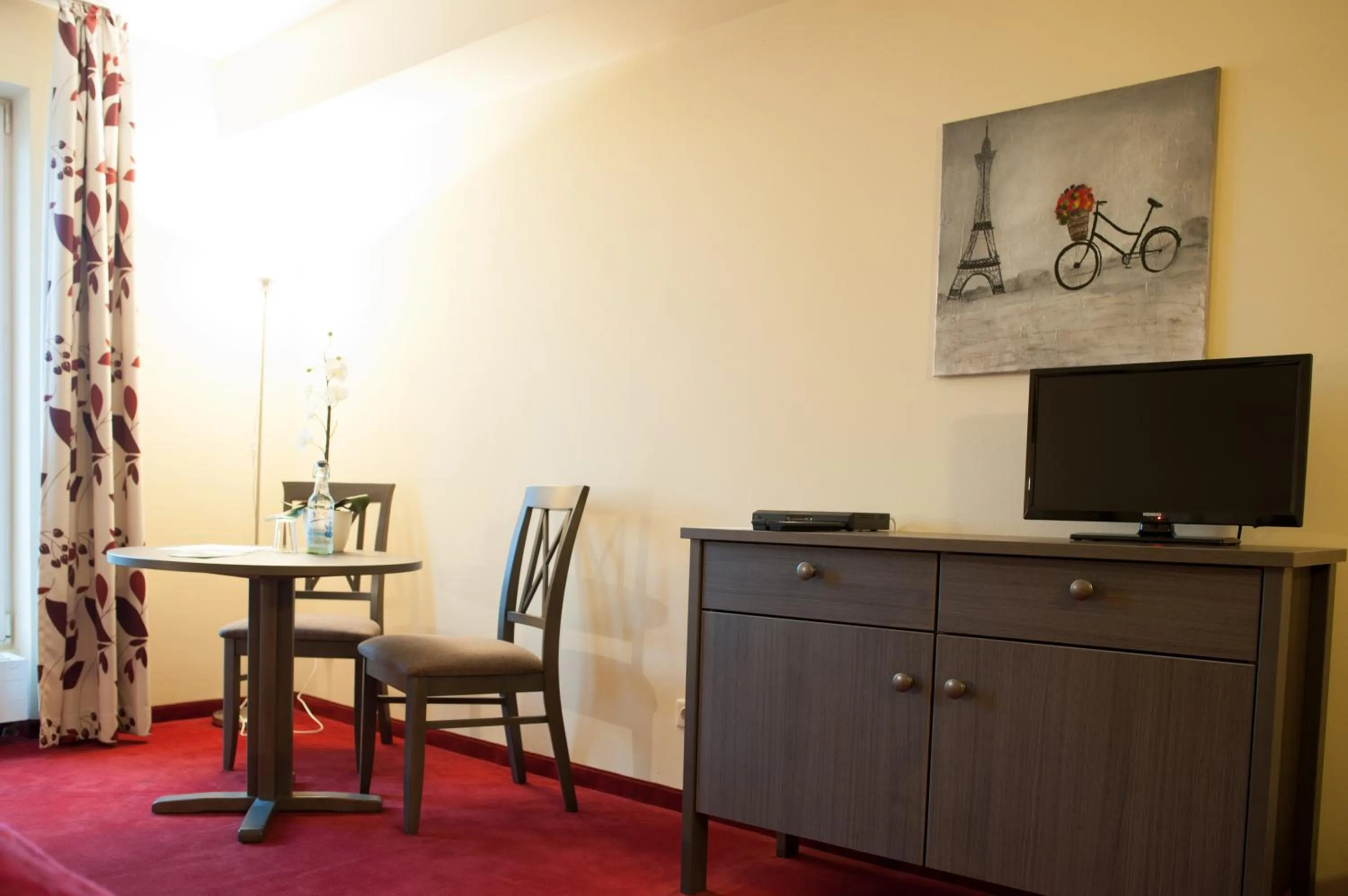 Photo of the whole room in Gästehaus Alte Schule