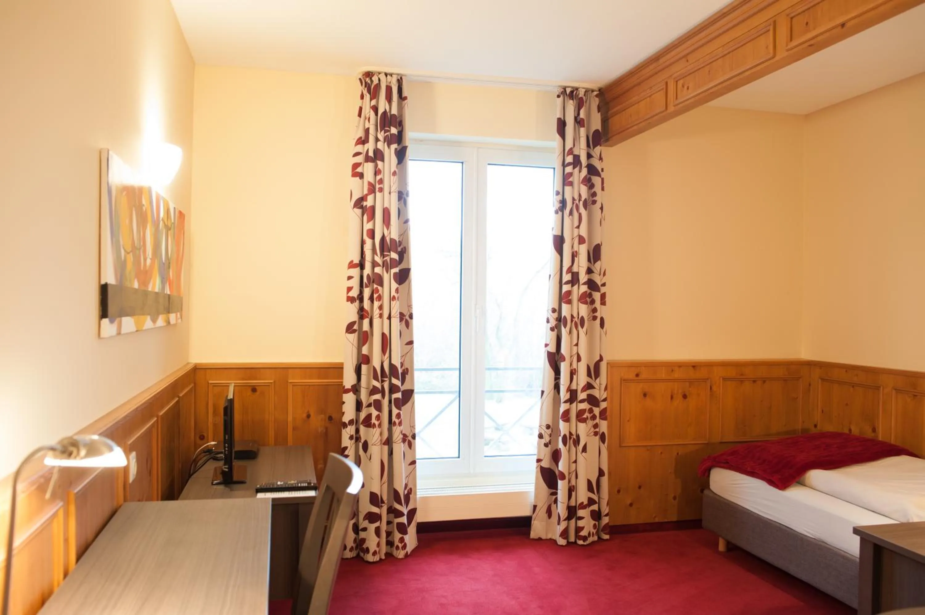 Photo of the whole room, Bed in Gästehaus Alte Schule