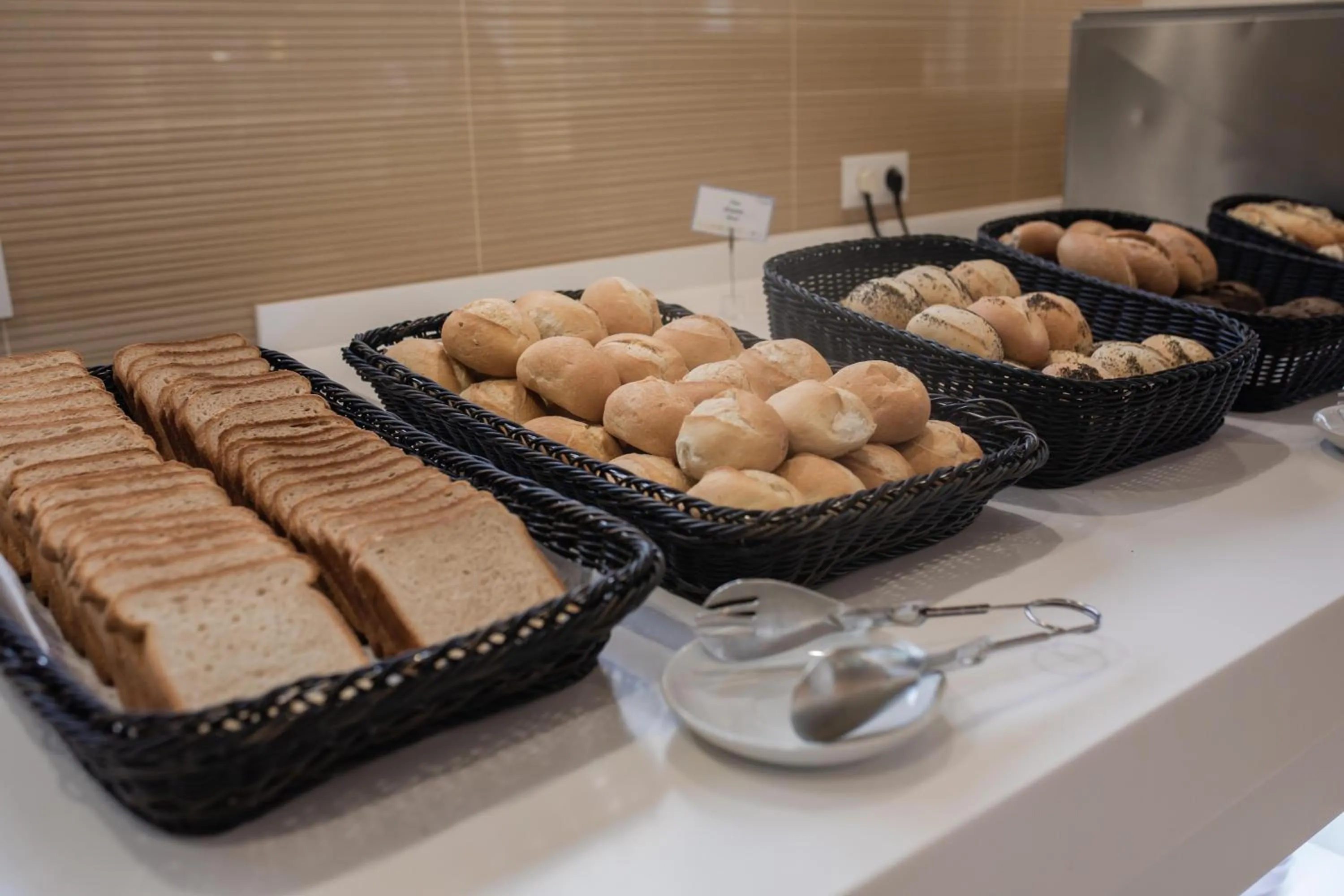 Restaurant/places to eat in Caybeach Princess