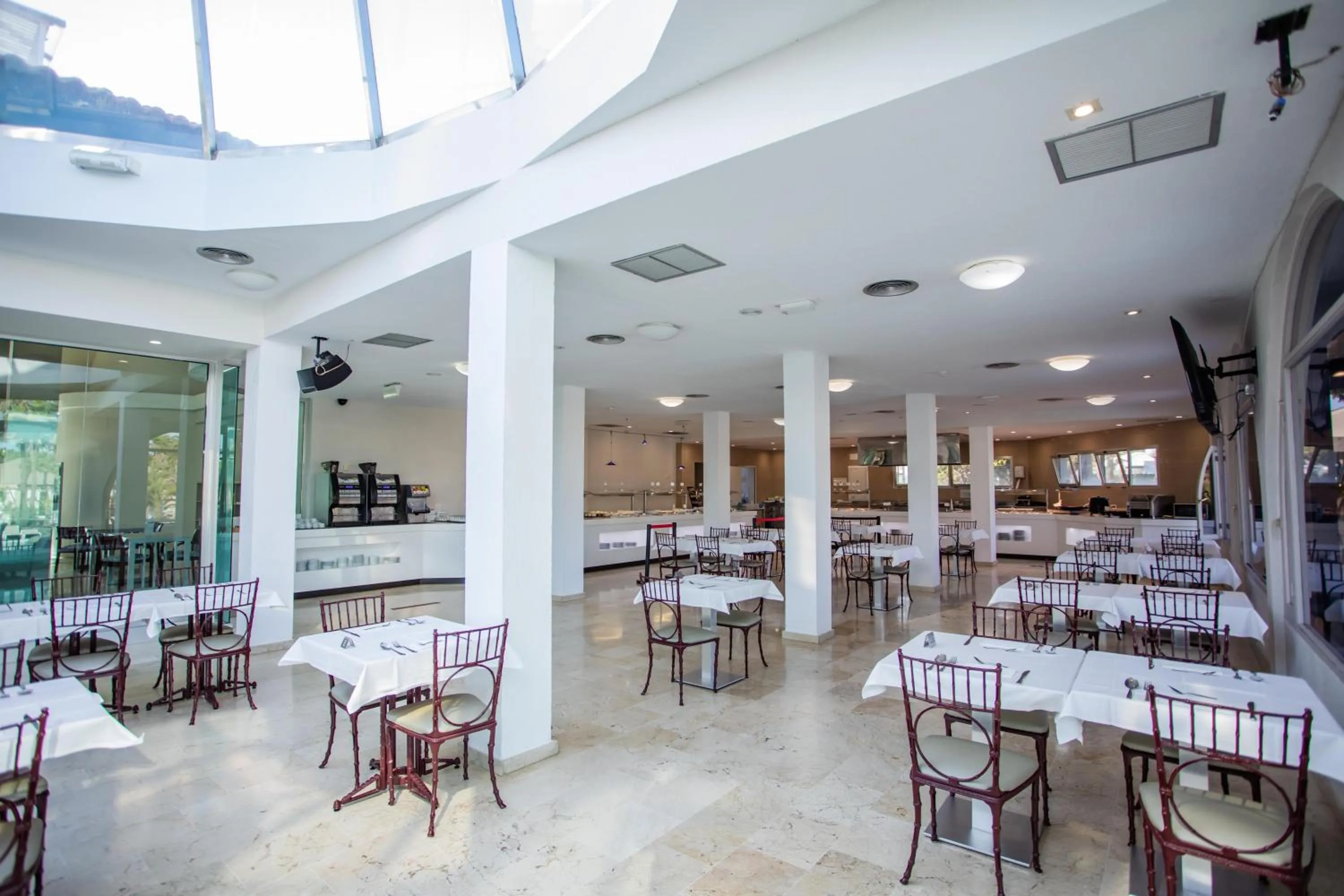 Restaurant/places to eat in Caybeach Princess