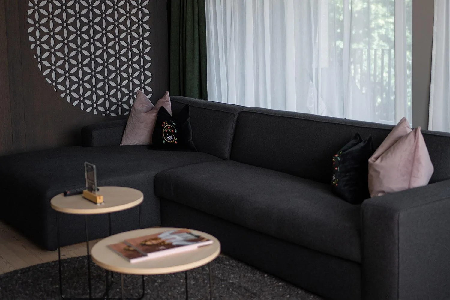 Living room in Amrai Suites