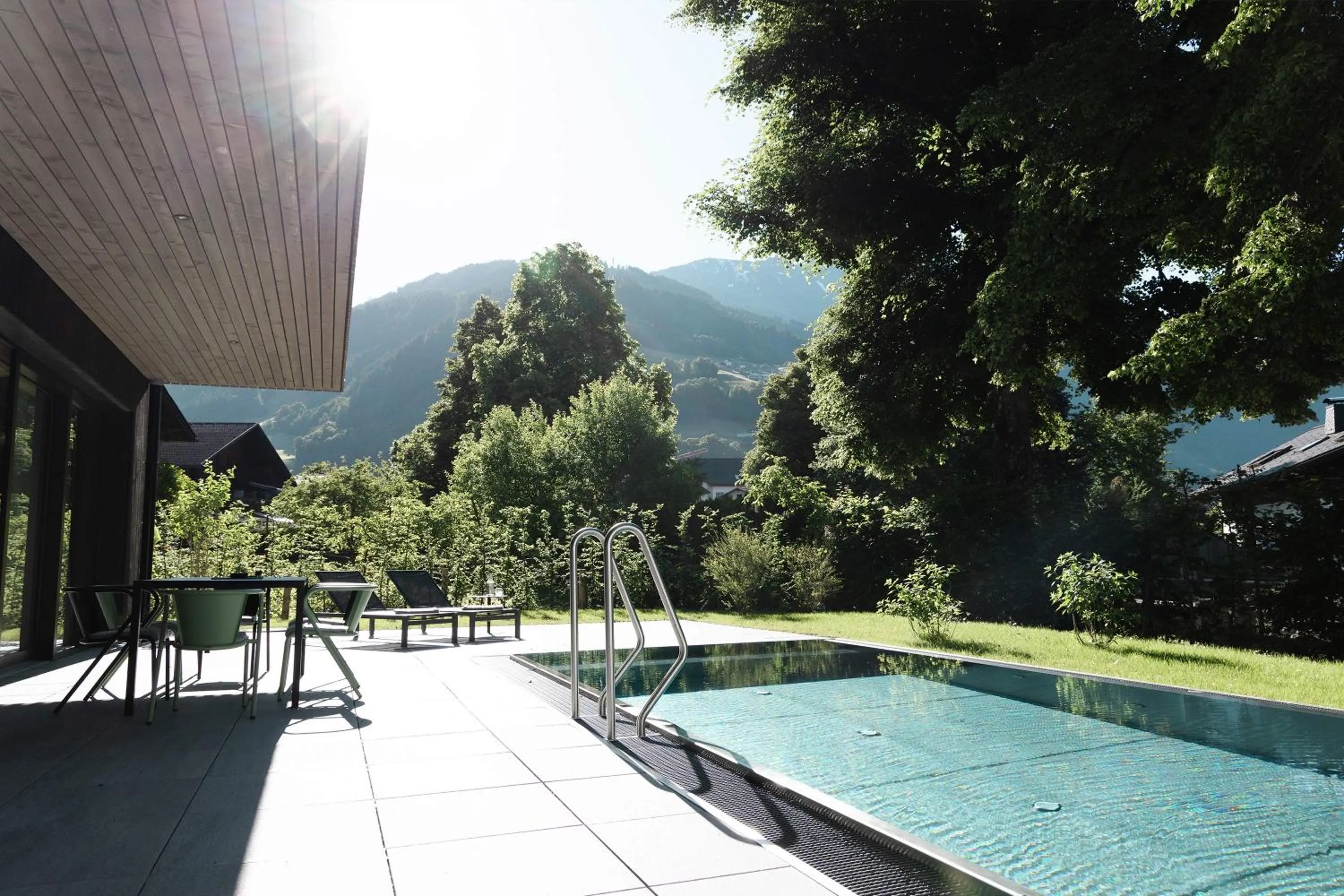 Swimming pool in Amrai Suites