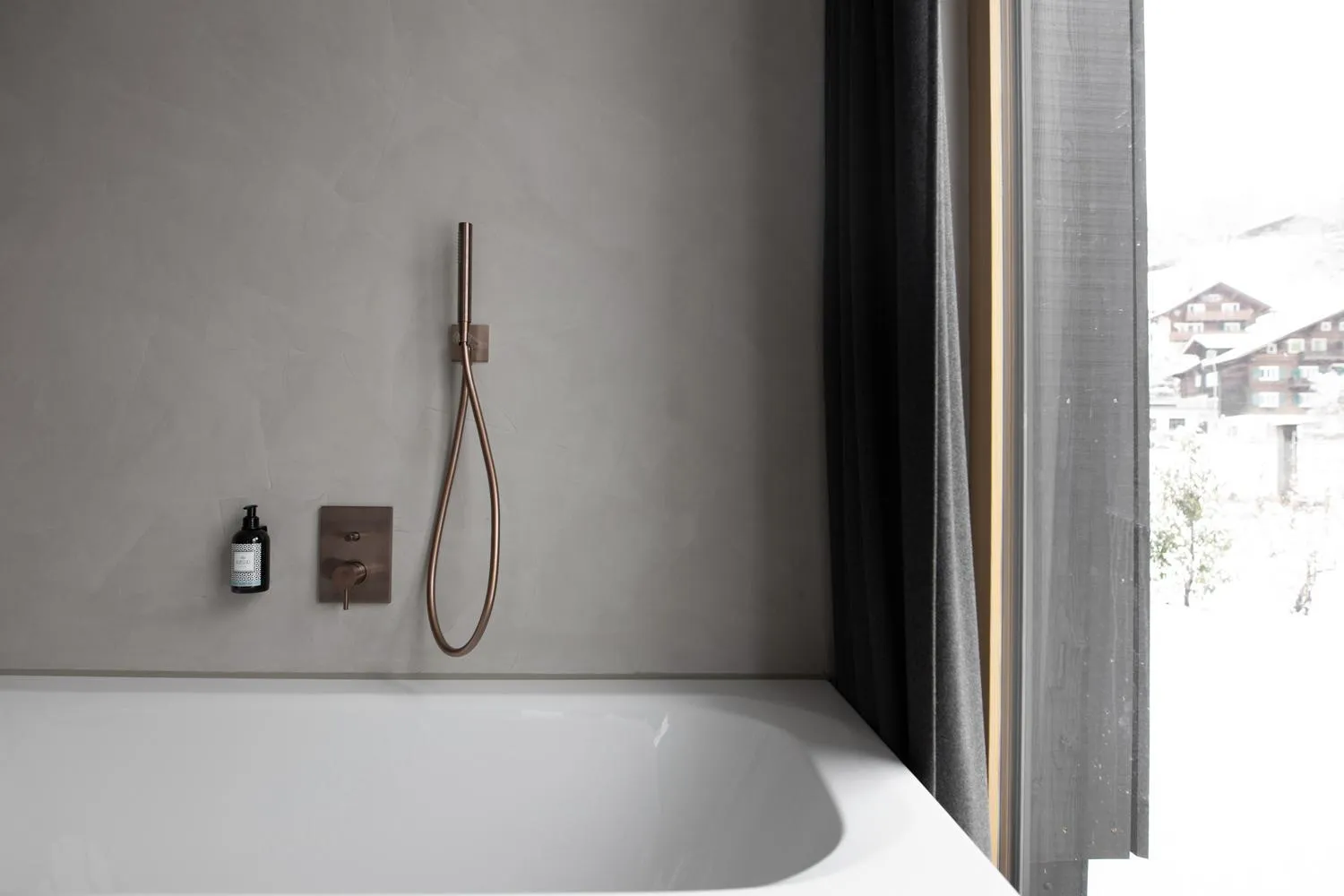 Shower in Amrai Suites