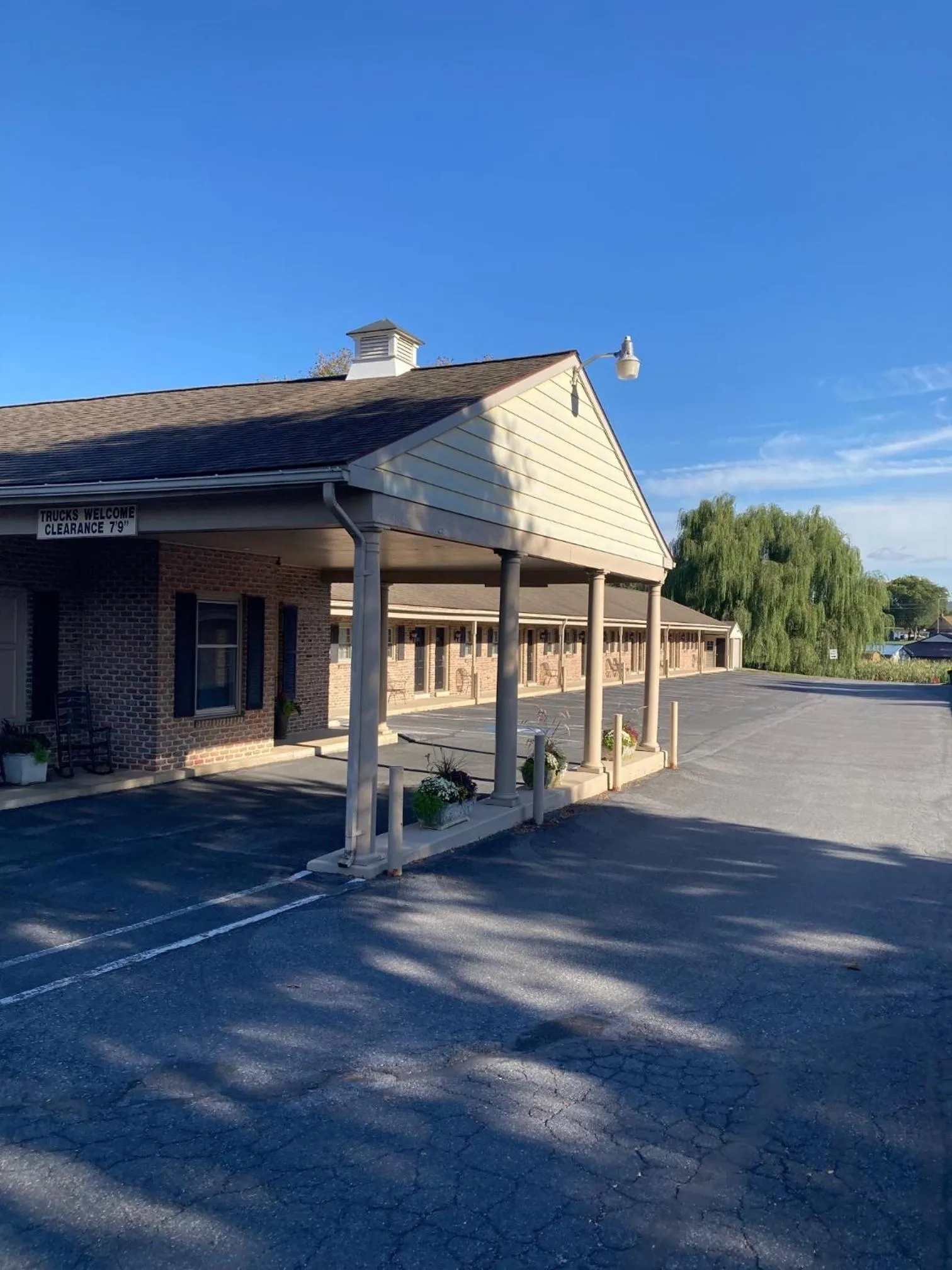 Country Squire Inn and Suites