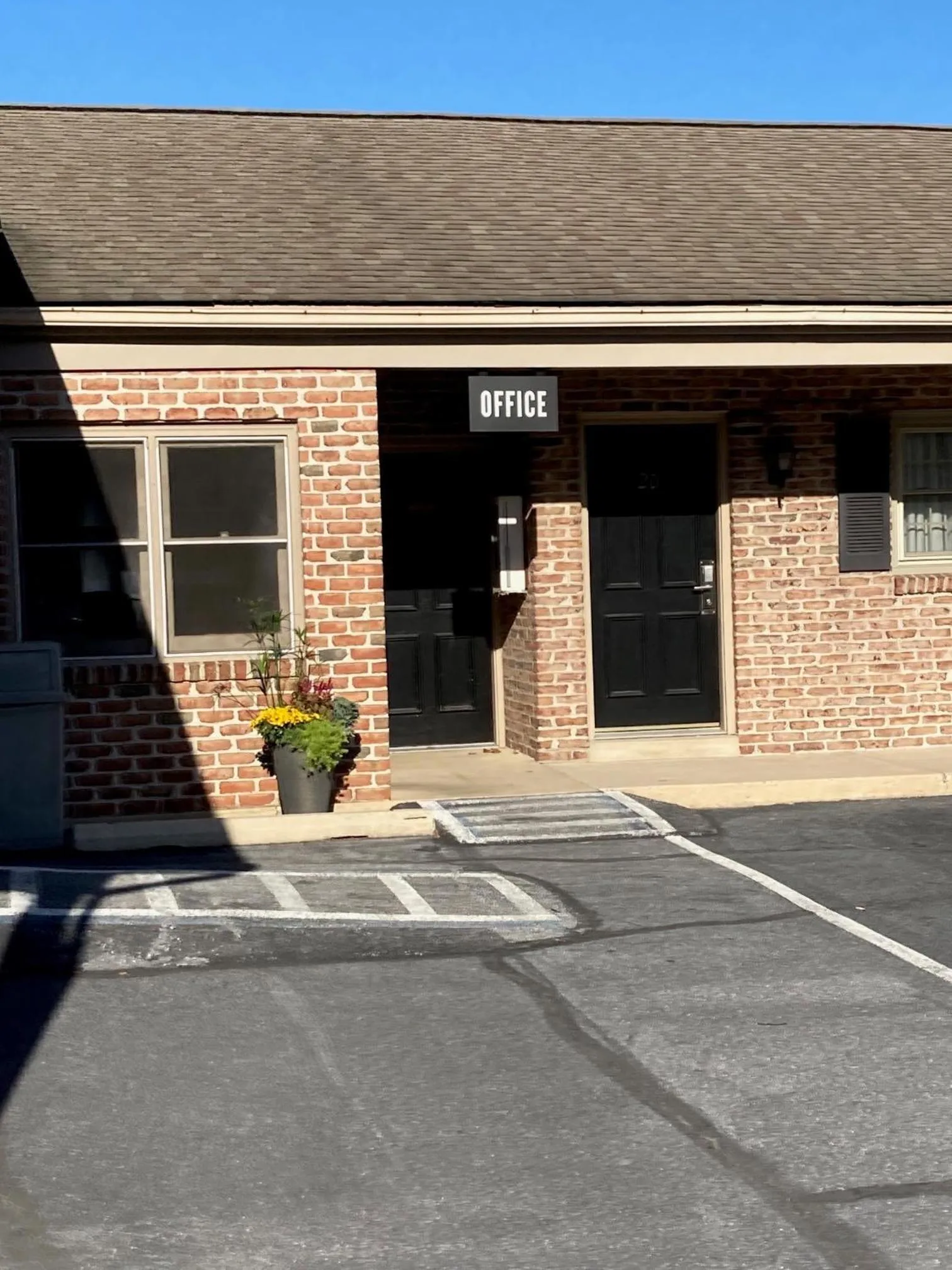 Country Squire Inn and Suites