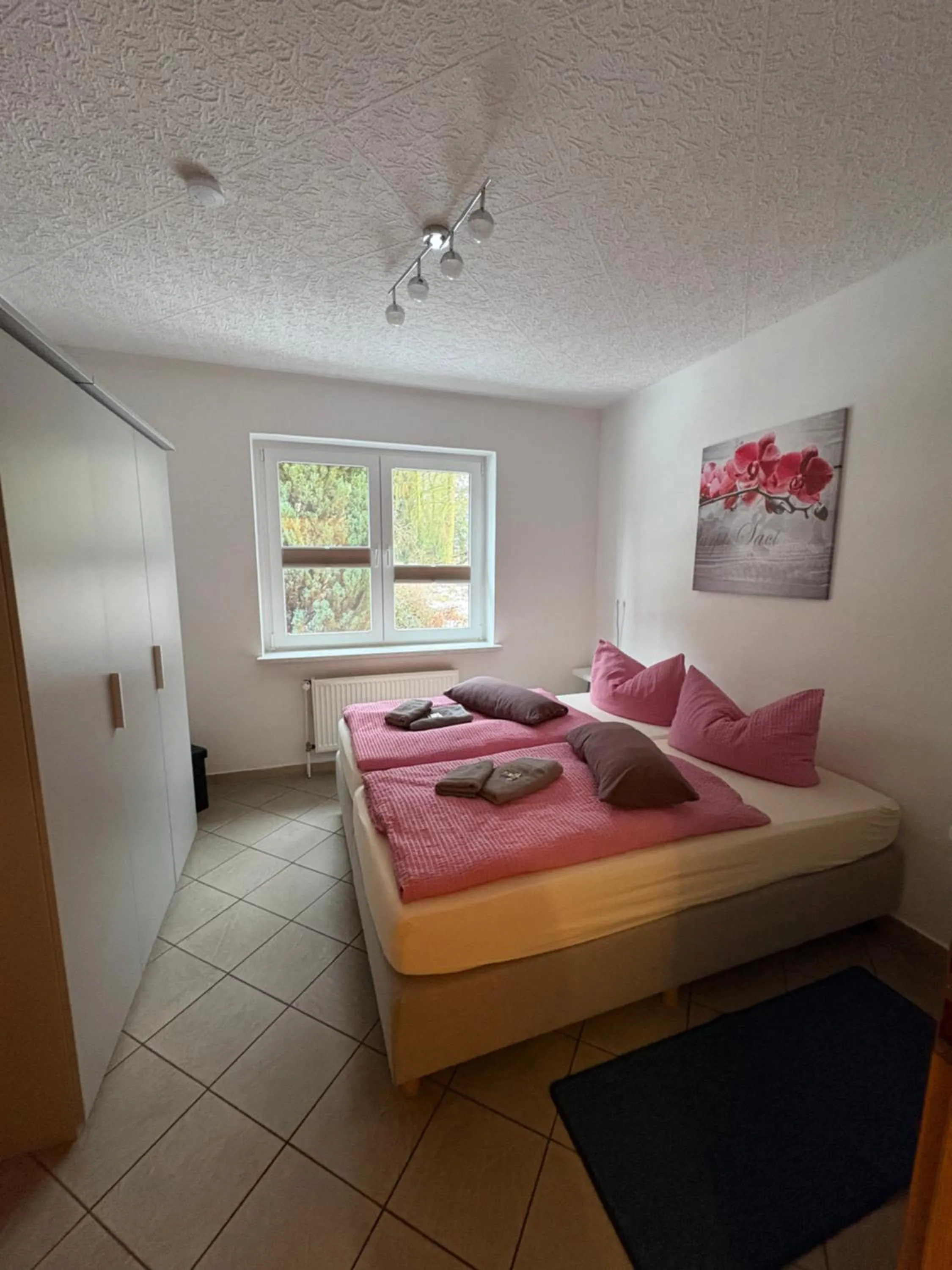 Bedroom, Bed in An der Gärtnerei