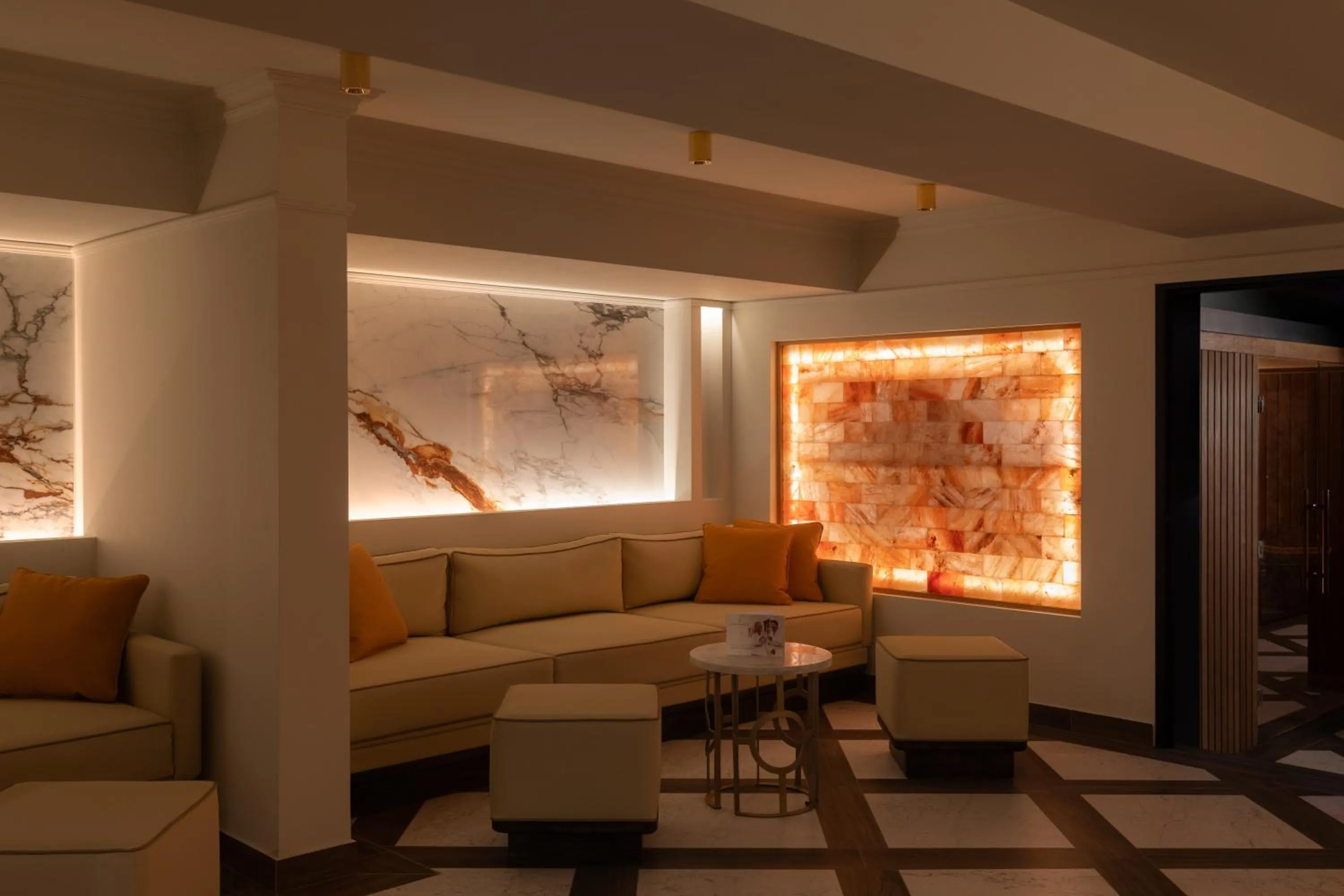 Spa and wellness centre/facilities in Schloßhotel Althörnitz Neubau