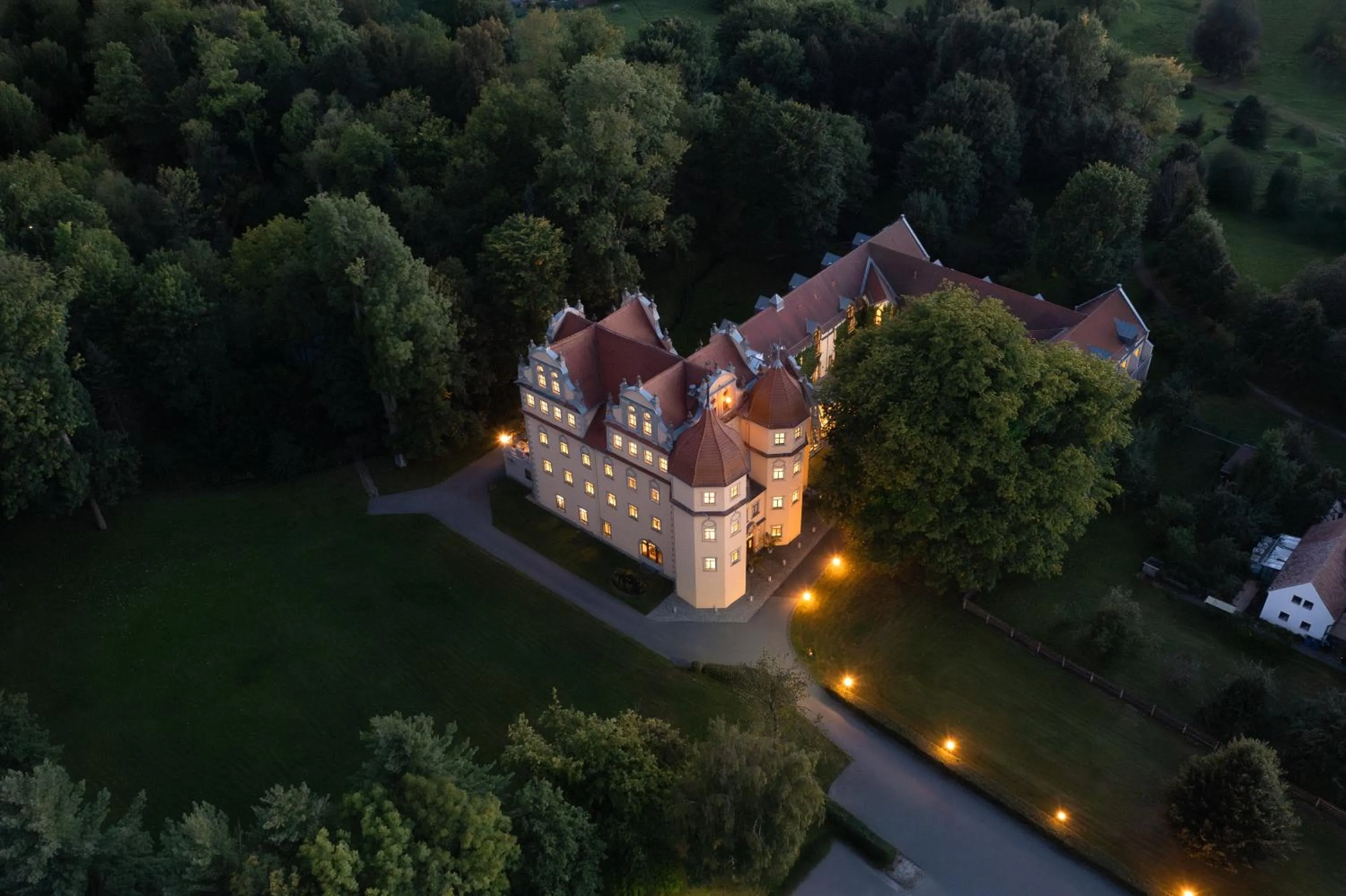 Property building in Schloßhotel Althörnitz Neubau