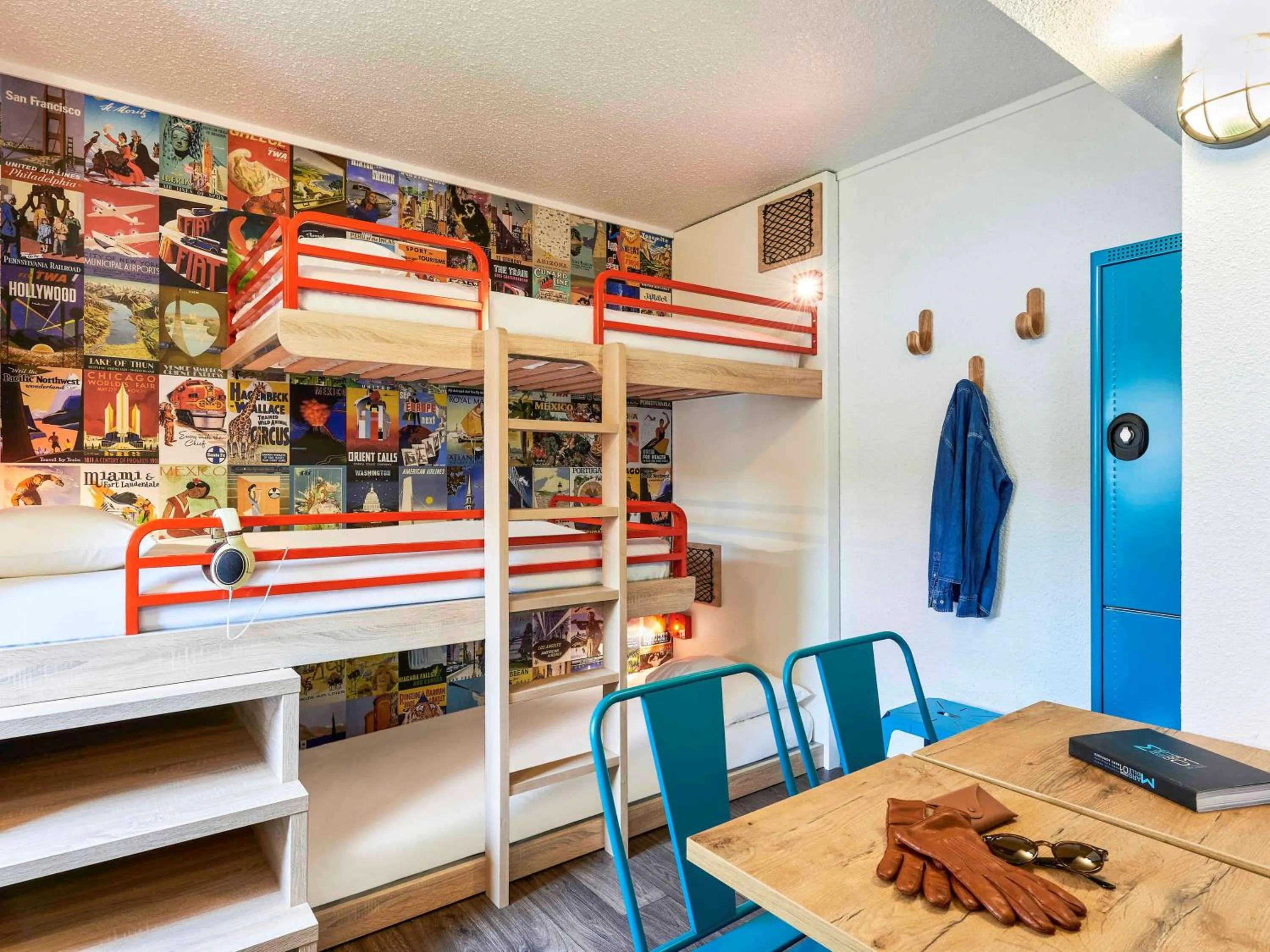 Photo of the whole room, Bed in hotelF1 Marseille EST