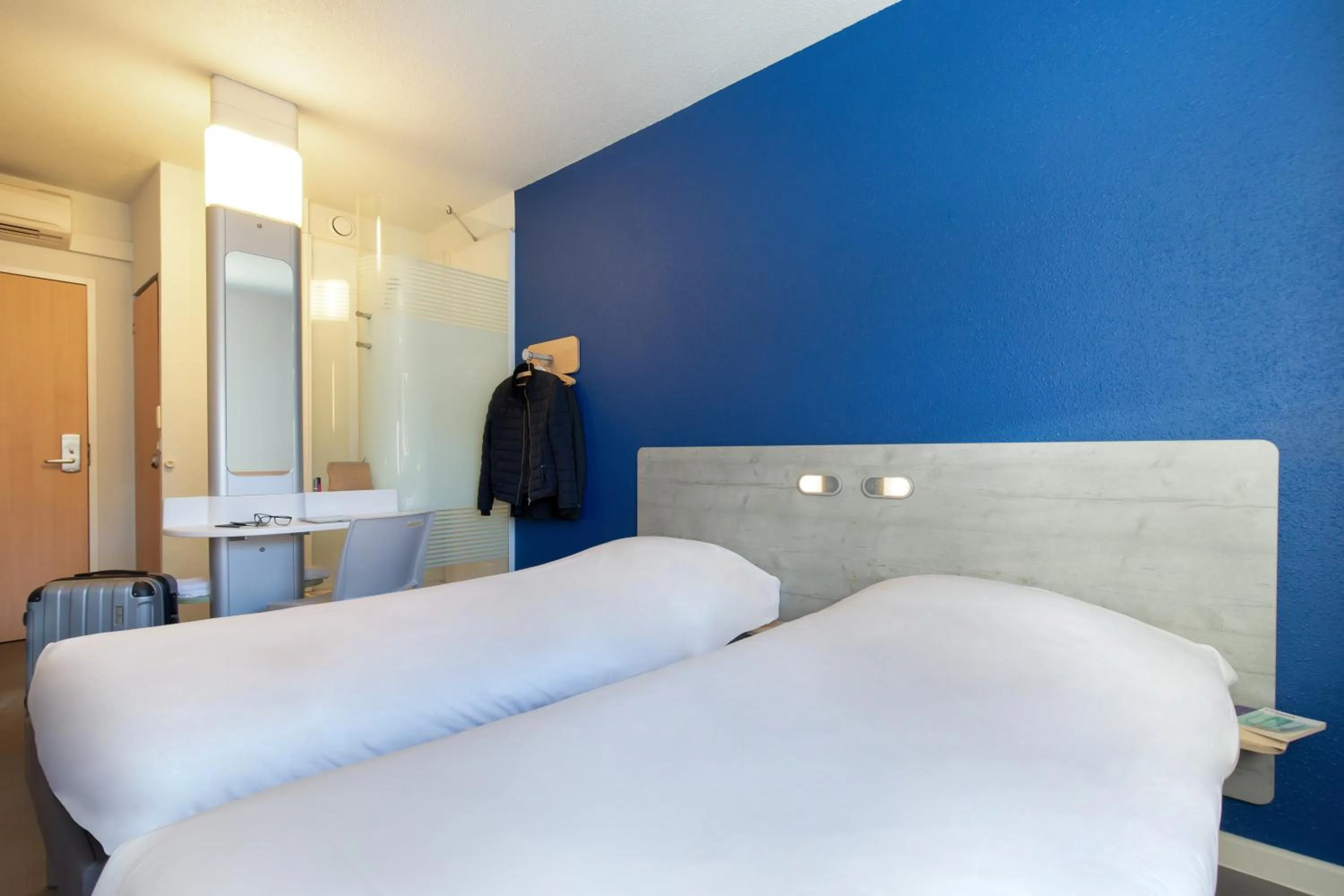 Bed in ibis budget Saint-Maximin