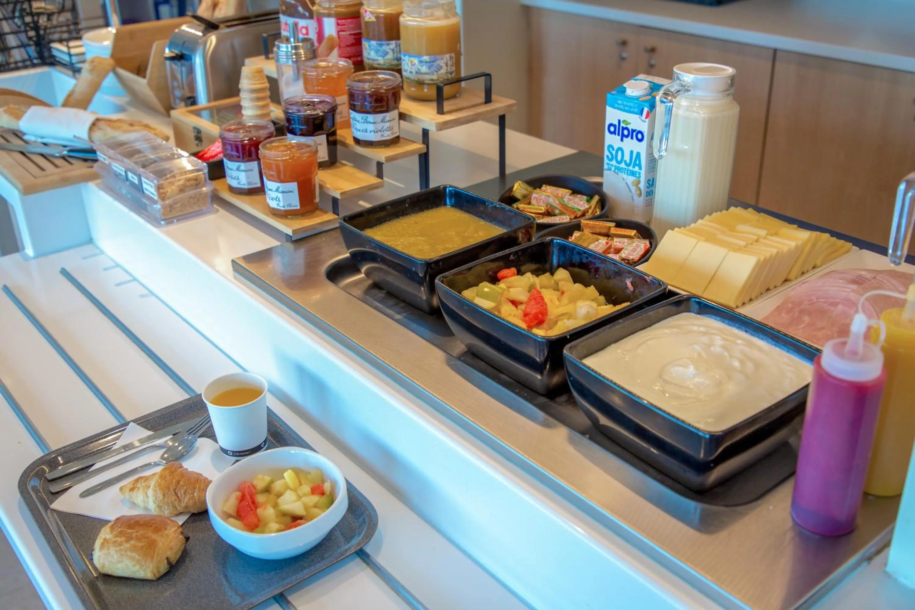 Breakfast in ibis budget Saint-Maximin