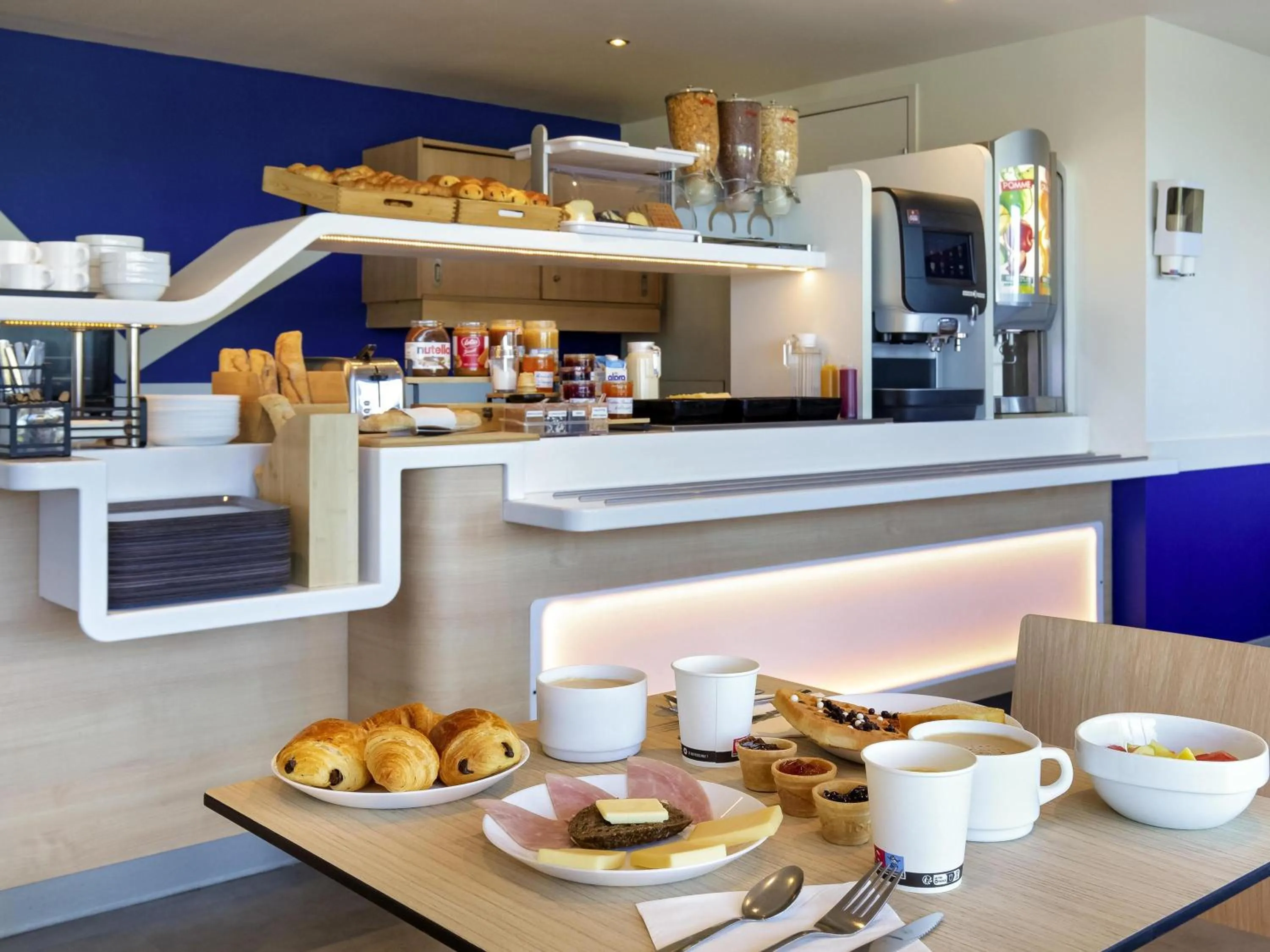 Breakfast in ibis budget Saint-Maximin